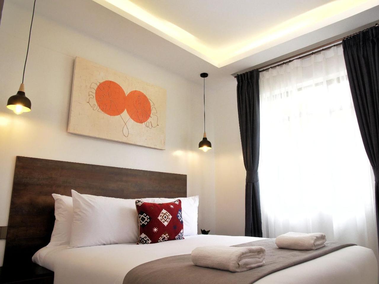 Zendo Suite view 3