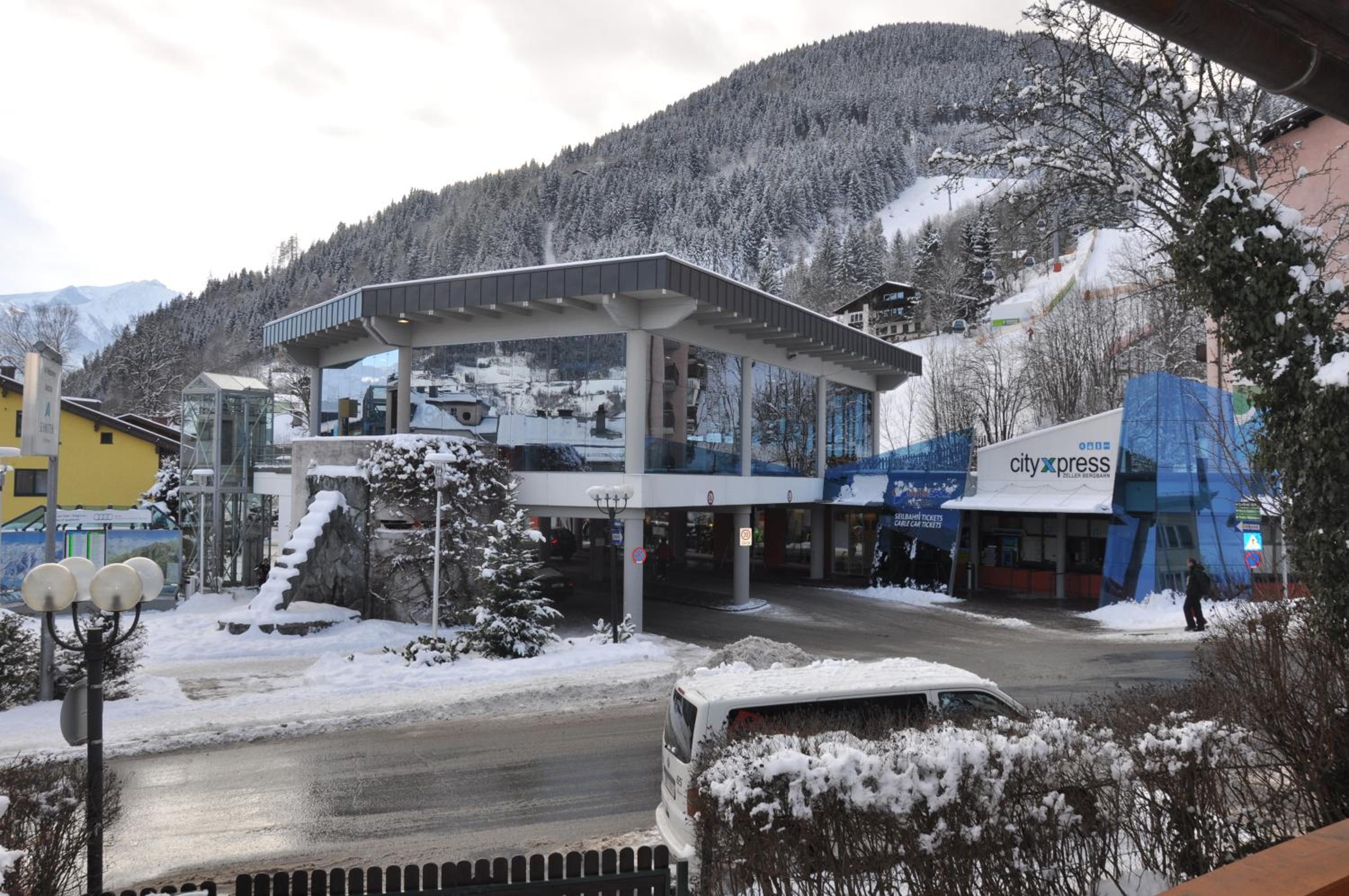 Chalet CityXPress Zell am See view 4