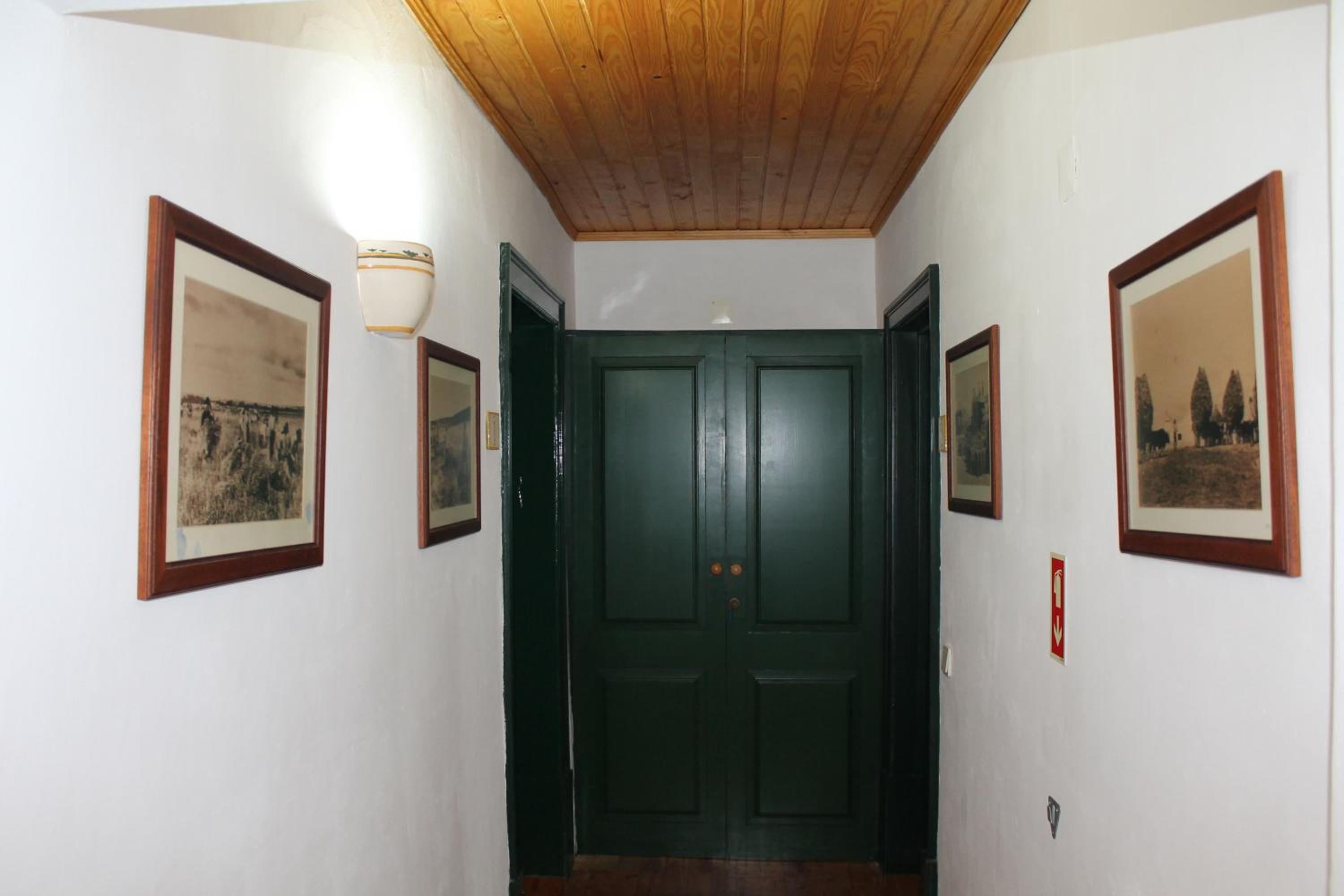 Casa de Viana do Alentejo view 4