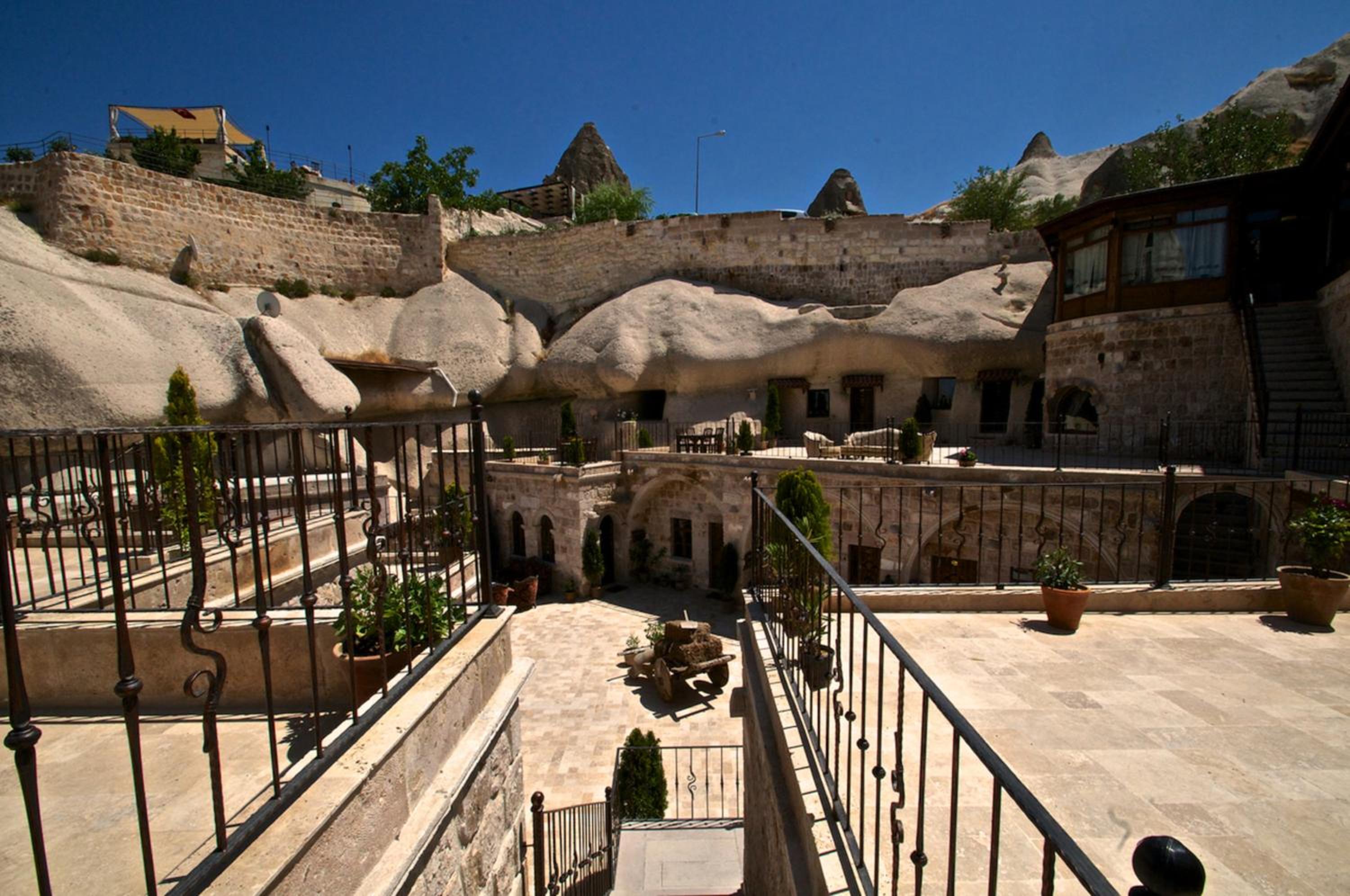 Grand Cave Suites - Image 93