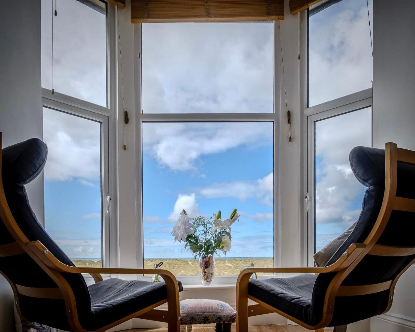 Bellaview Apartment Barmouth view 5