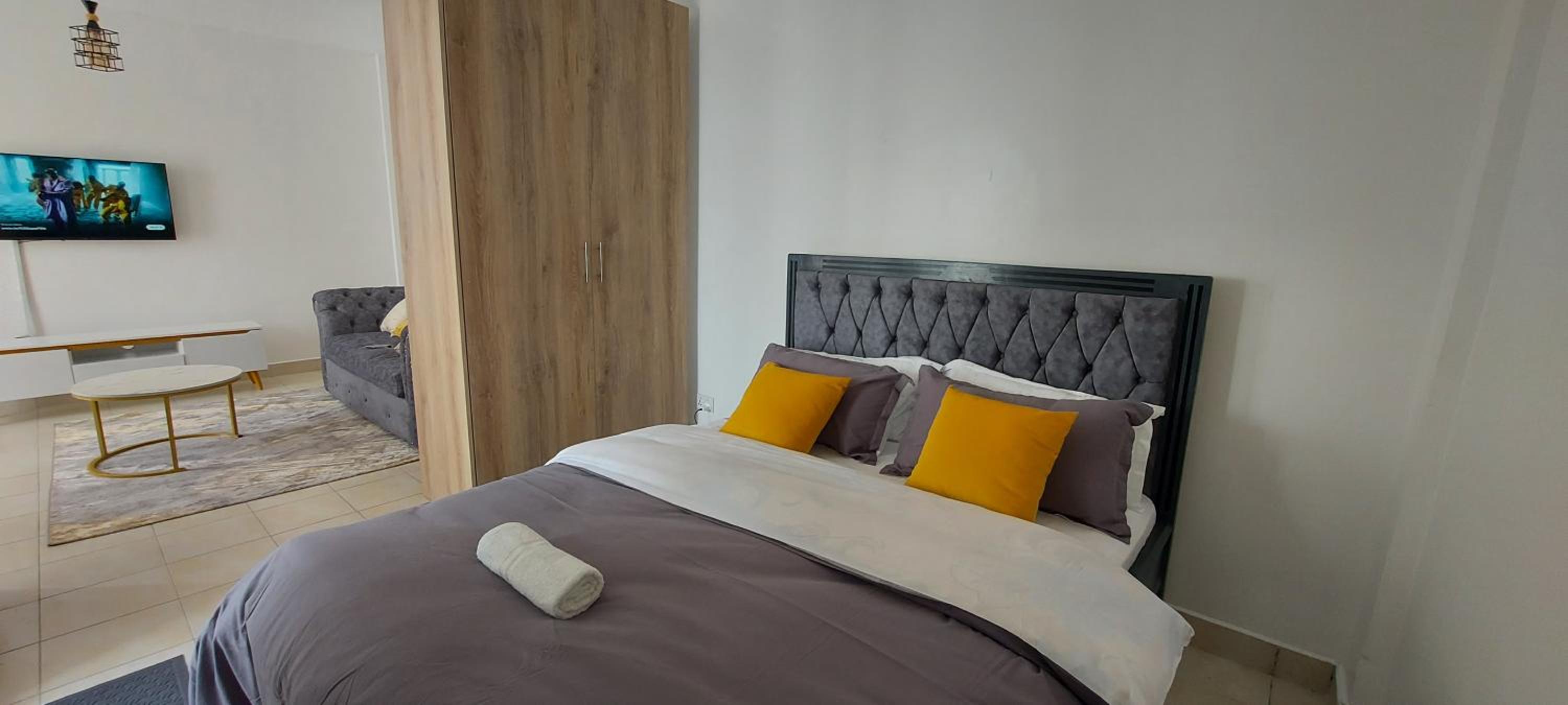 Anmeg Deluxe Rooftop Studio Apartment view 3