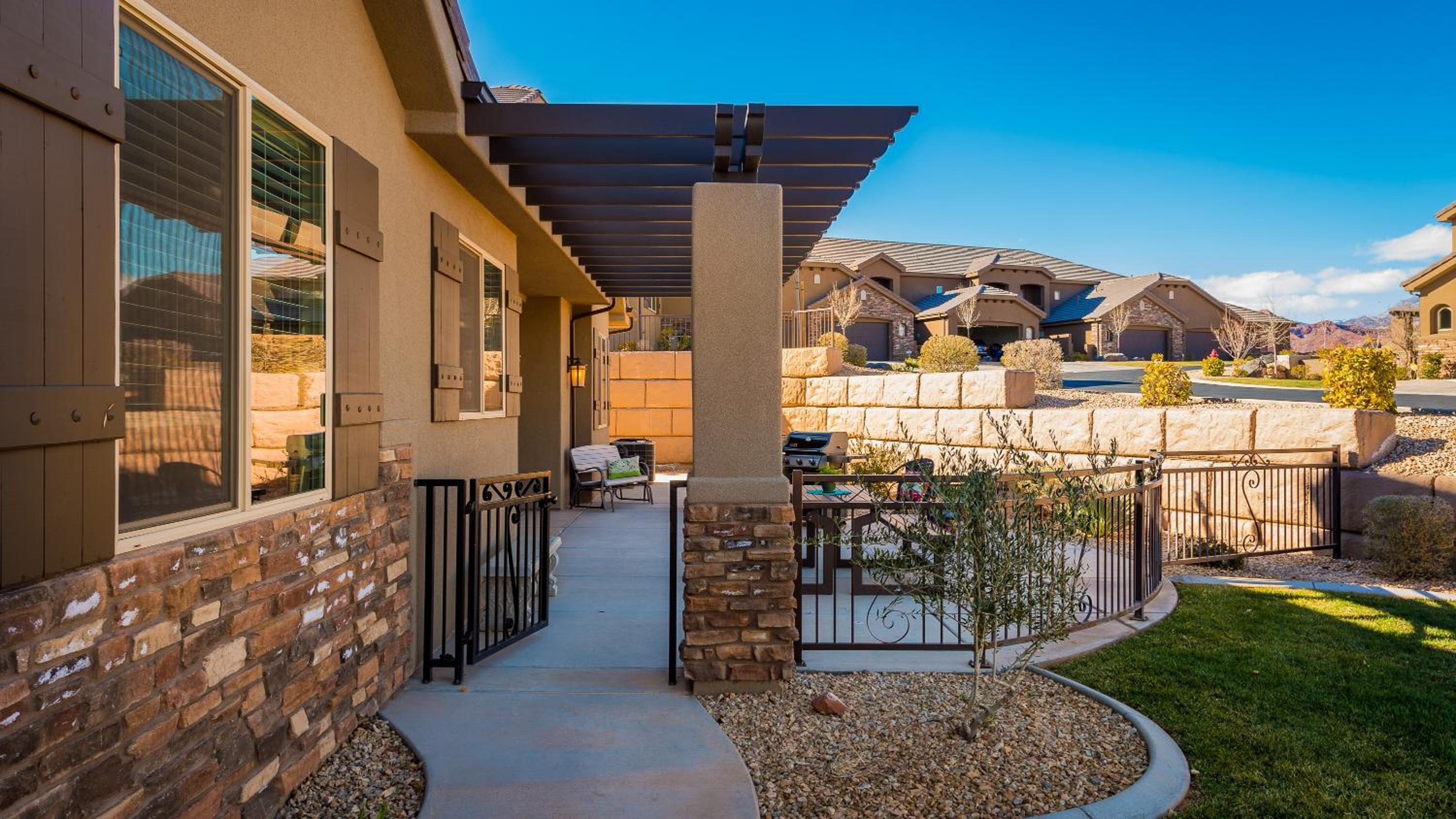 A Bit of Sunny Delight townhouse