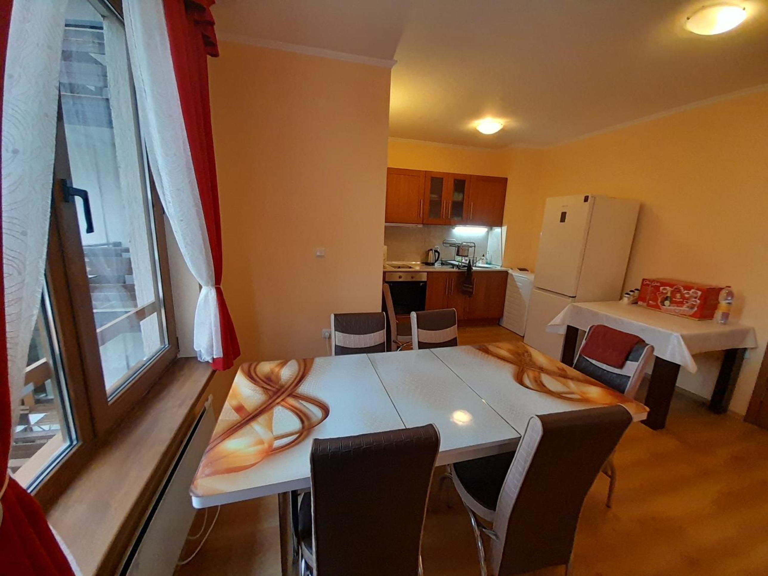 SNOW PEAK TODORKA APARTAMENT /NEXT TO THE LIFT/ 6 PERSONS view 5
