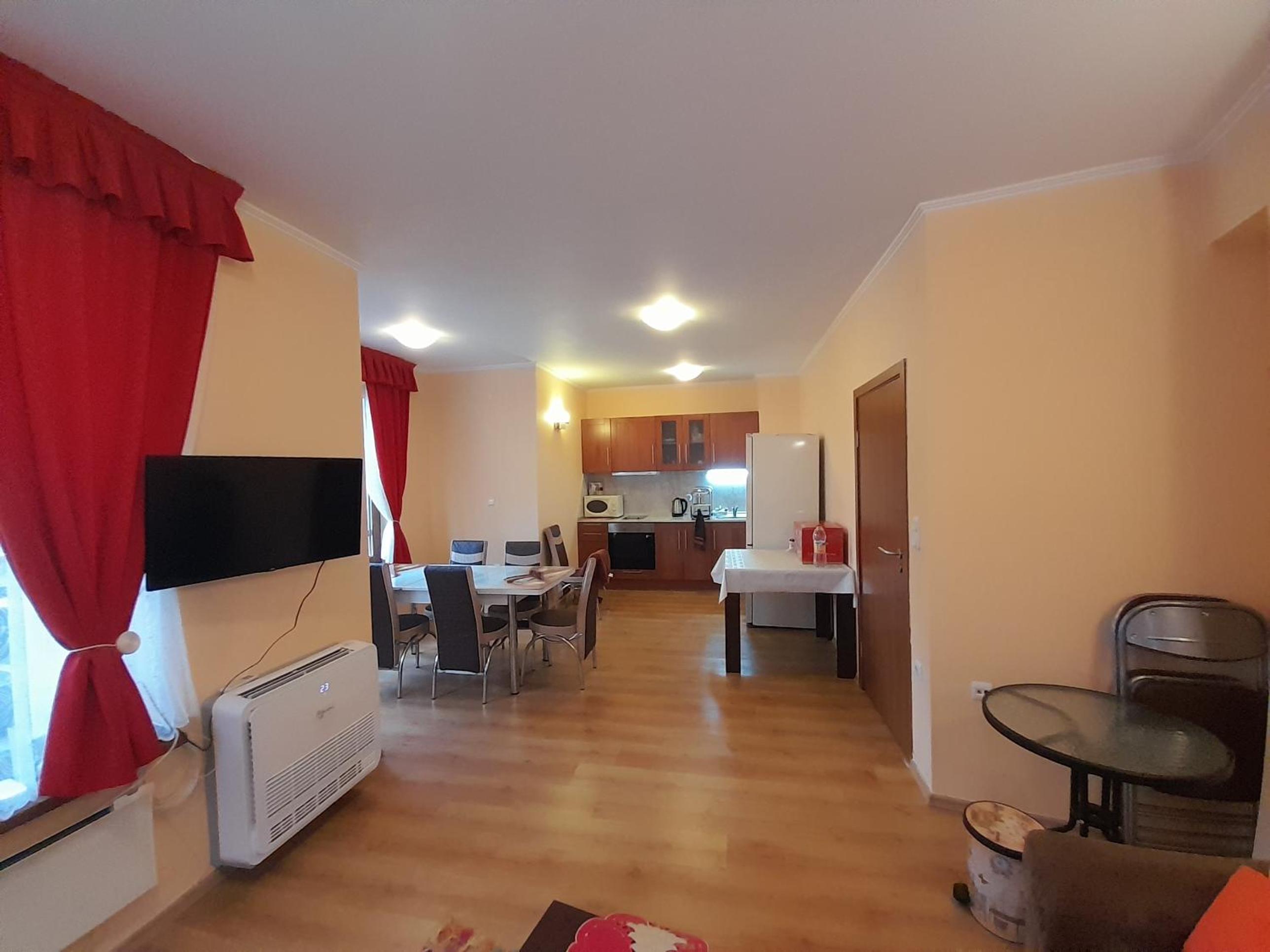 SNOW PEAK TODORKA APARTAMENT /NEXT TO THE LIFT/ 6 PERSONS view 4