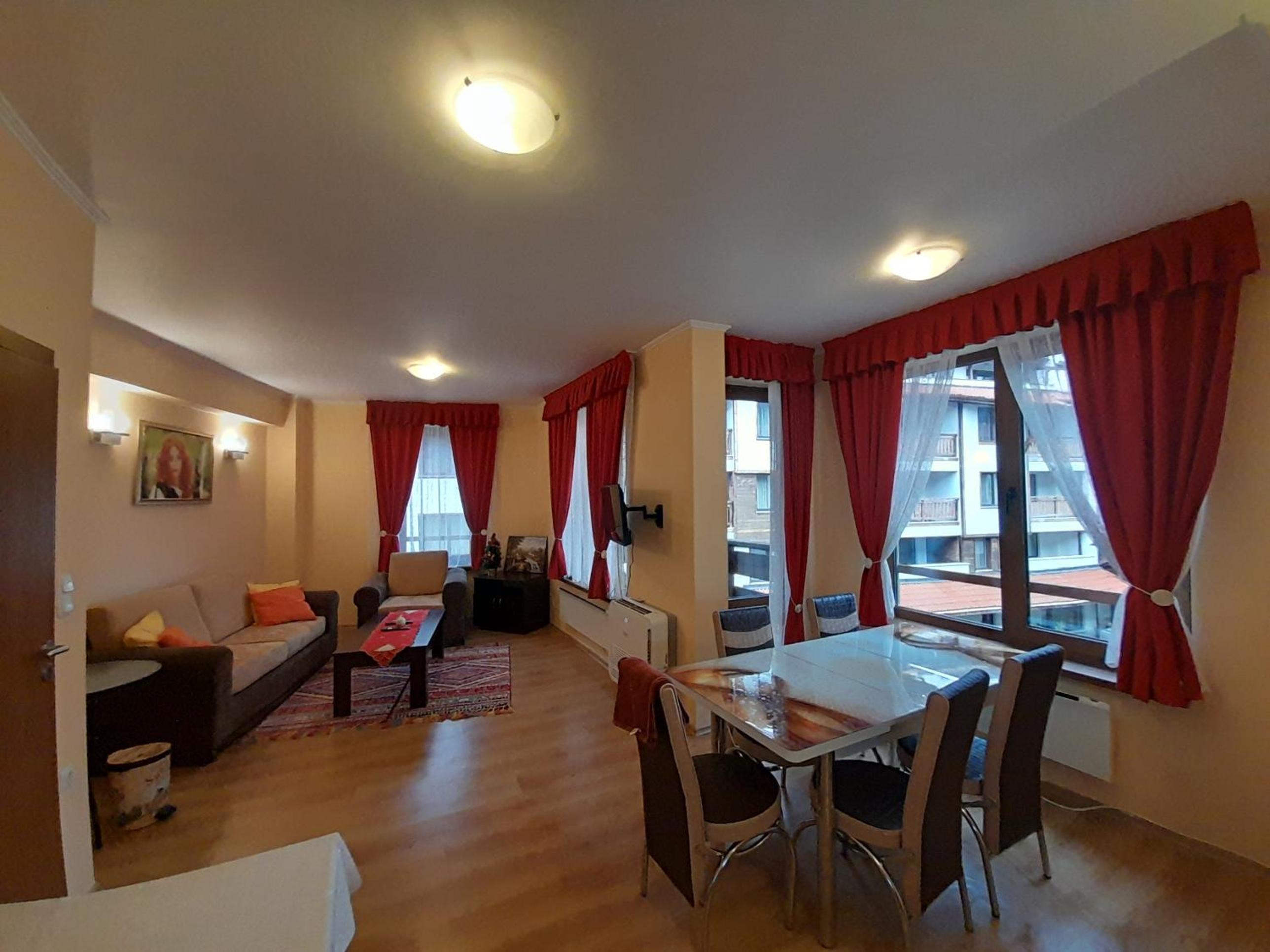 SNOW PEAK TODORKA APARTAMENT /NEXT TO THE LIFT/ 6 PERSONS view 2