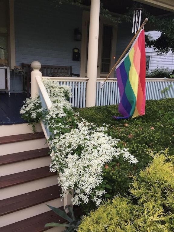 3 - 4 Bdrm Victorian Beach House view 2