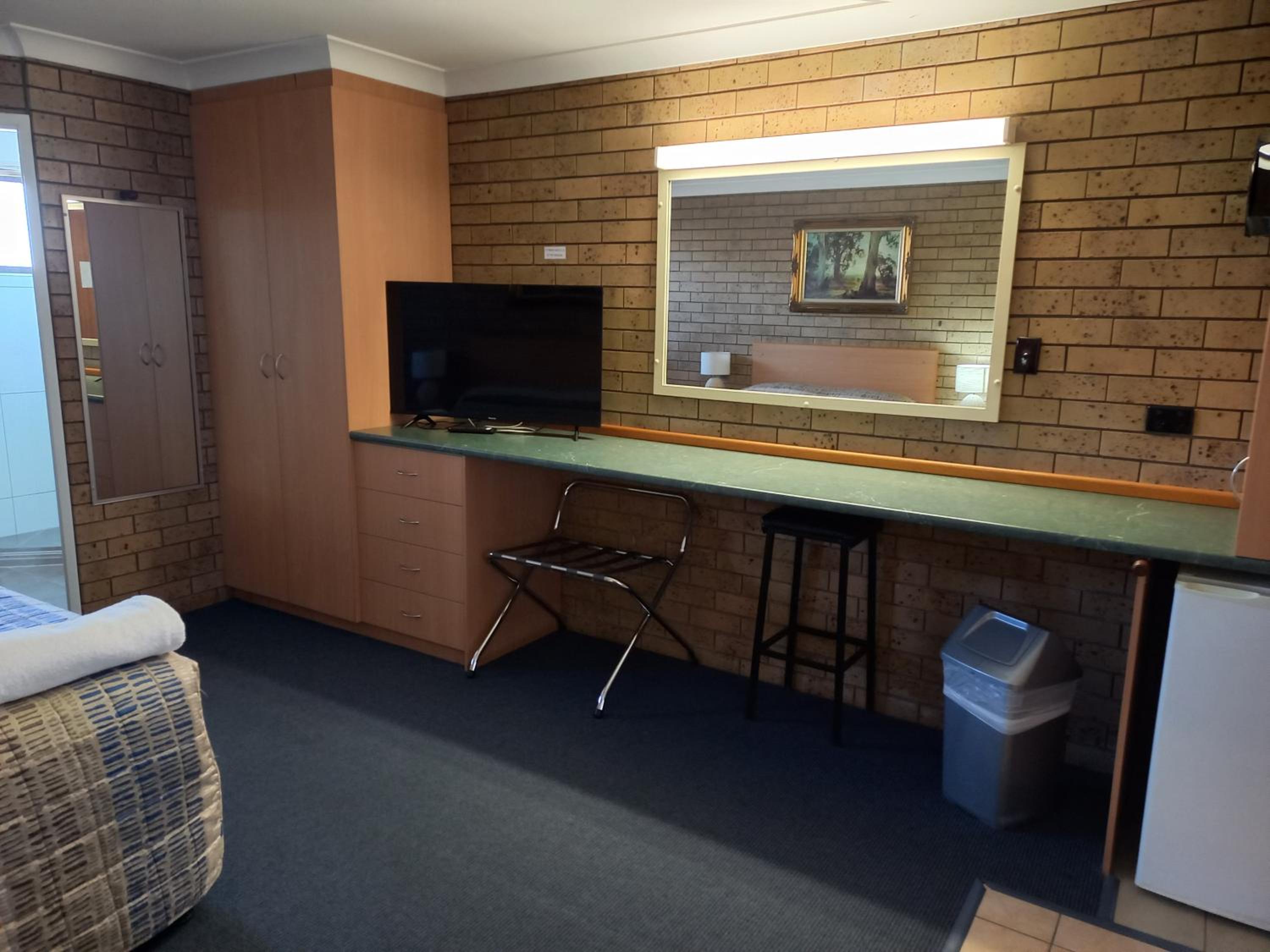 Macintyre Motor Inn