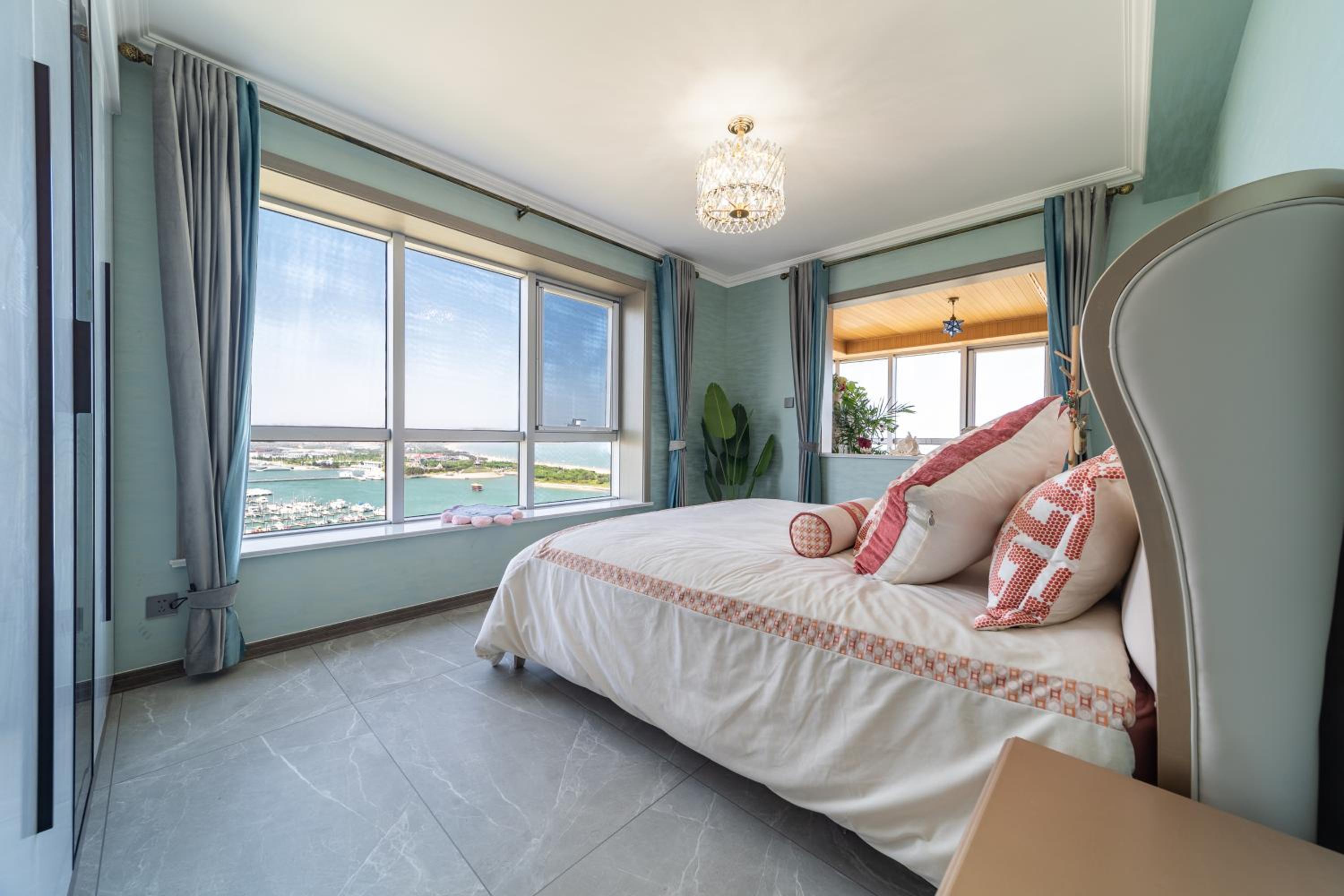 Cloud & Sea Boutique Apartment