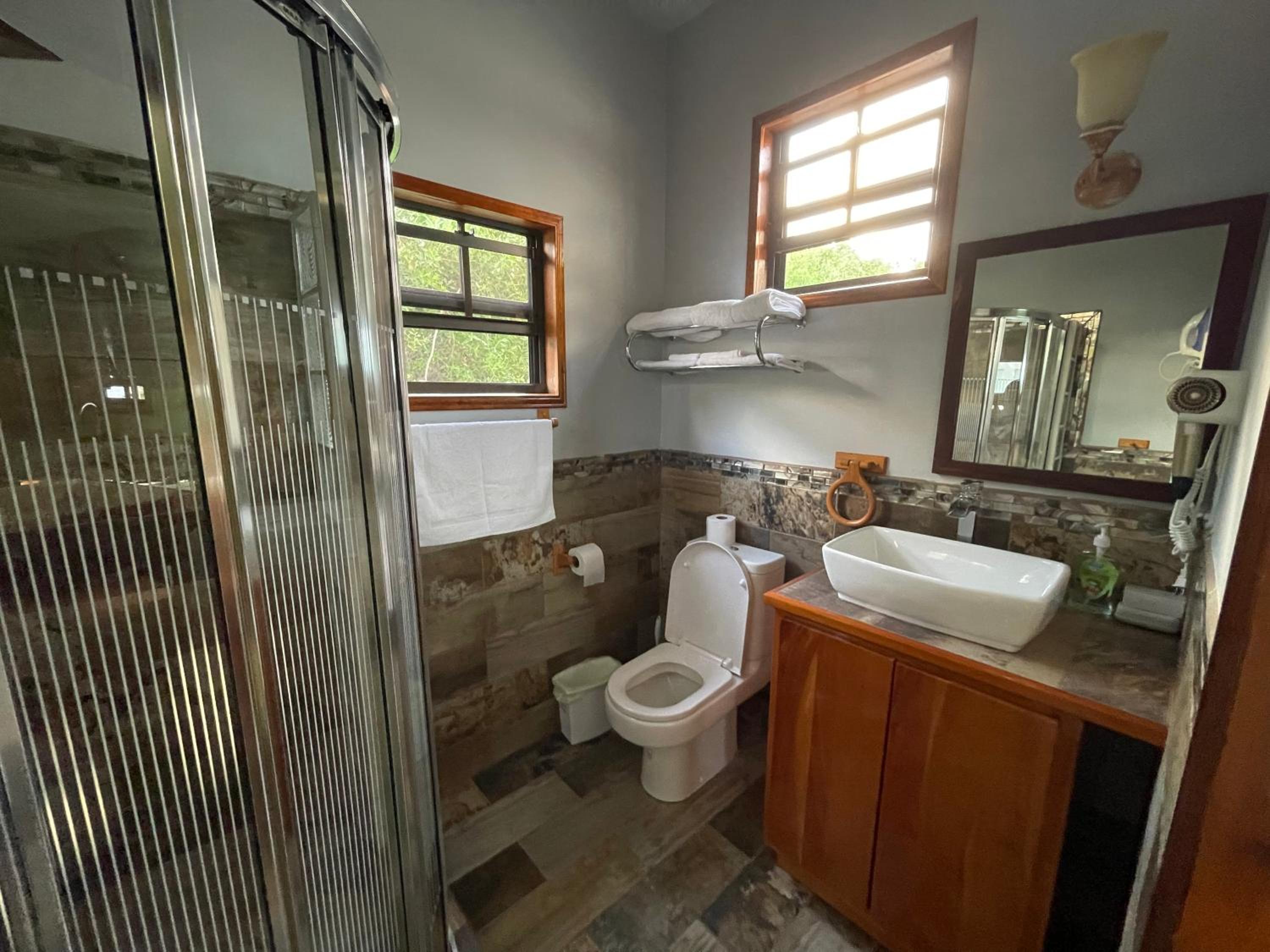 Hidden Treasure Vacation Home Blue Bay Cottage