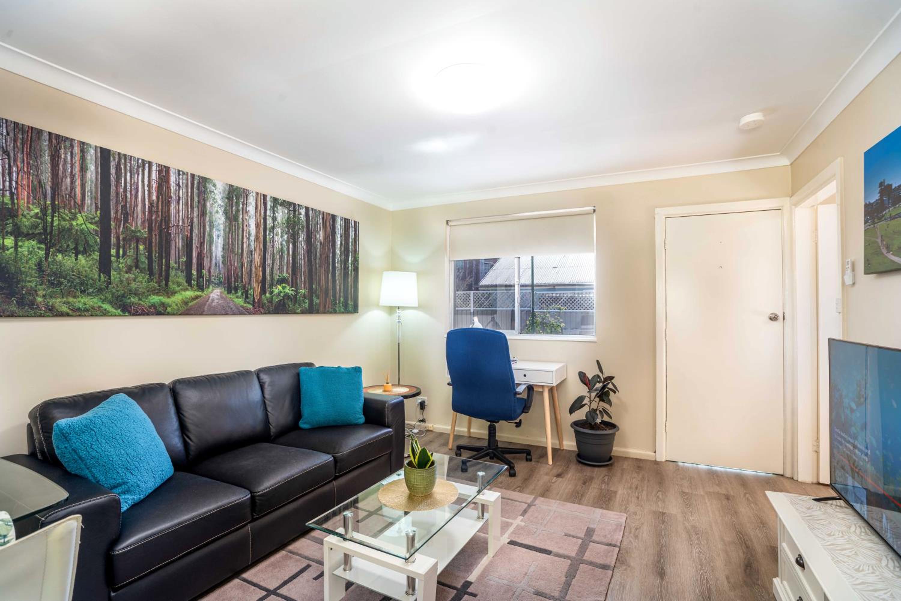 One Bedroom Apartment on Summer - No 4 Near CBD
