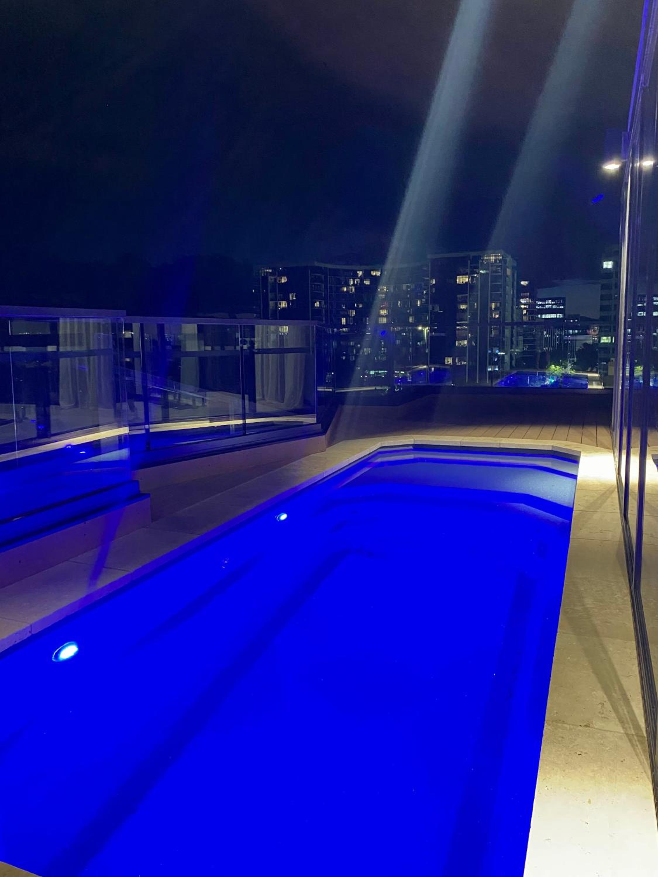 Central Canberra City apartment with study and full amenities including parking