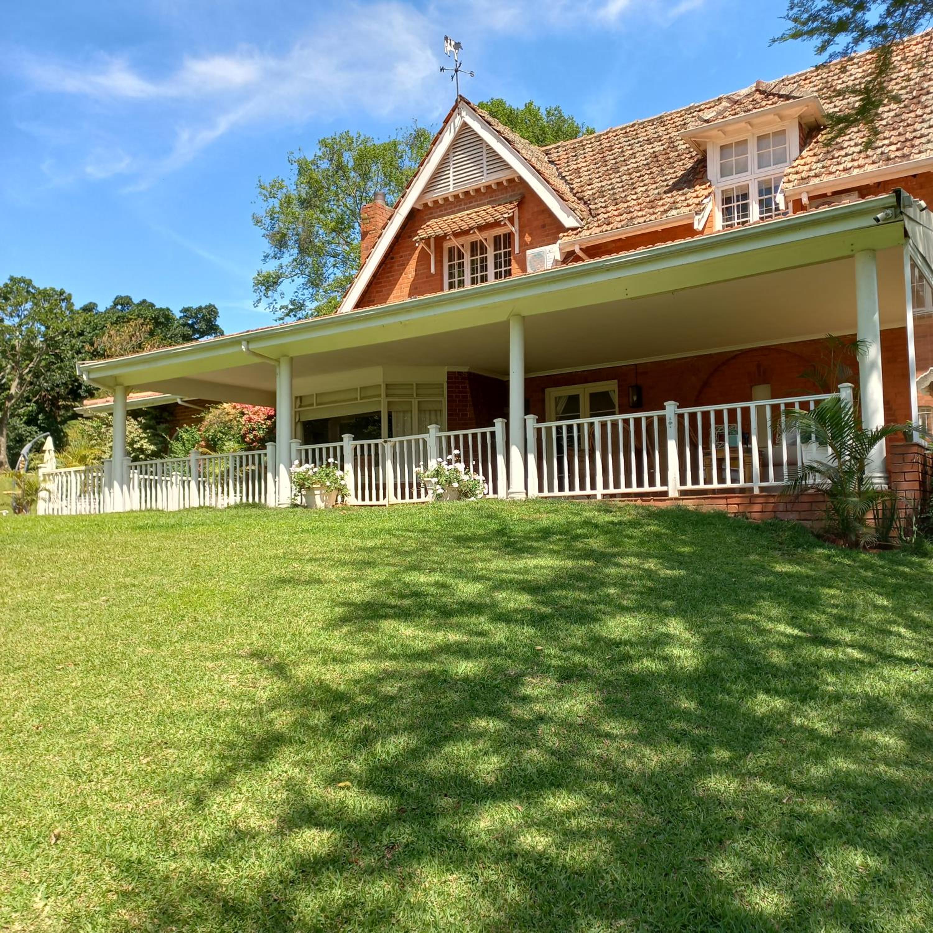 18 Pioneer BnB