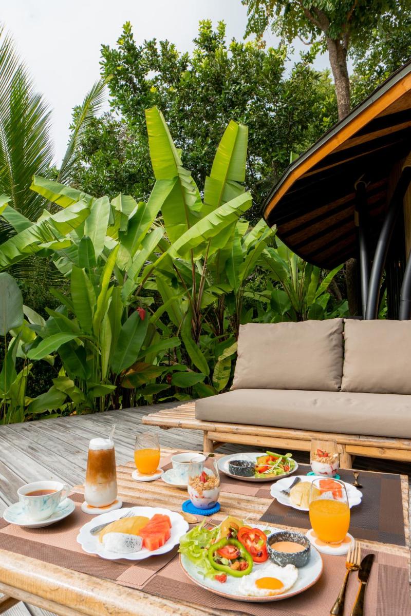 outdoor BBQ area