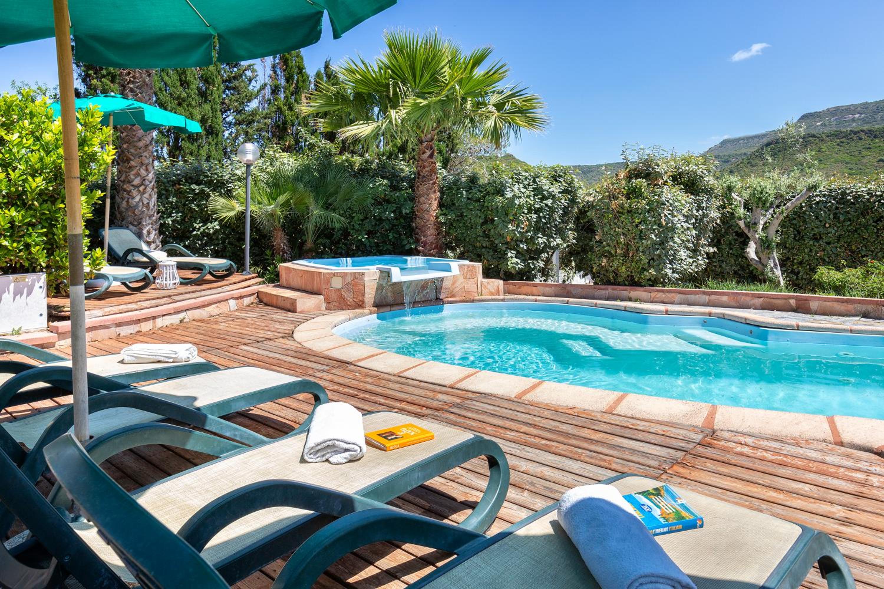 Villa Turchese With Pool/ Depandance Turchese With Pool - Happy Rentals view 5