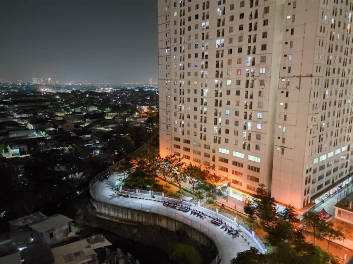 Toptravel Bassura City view 4