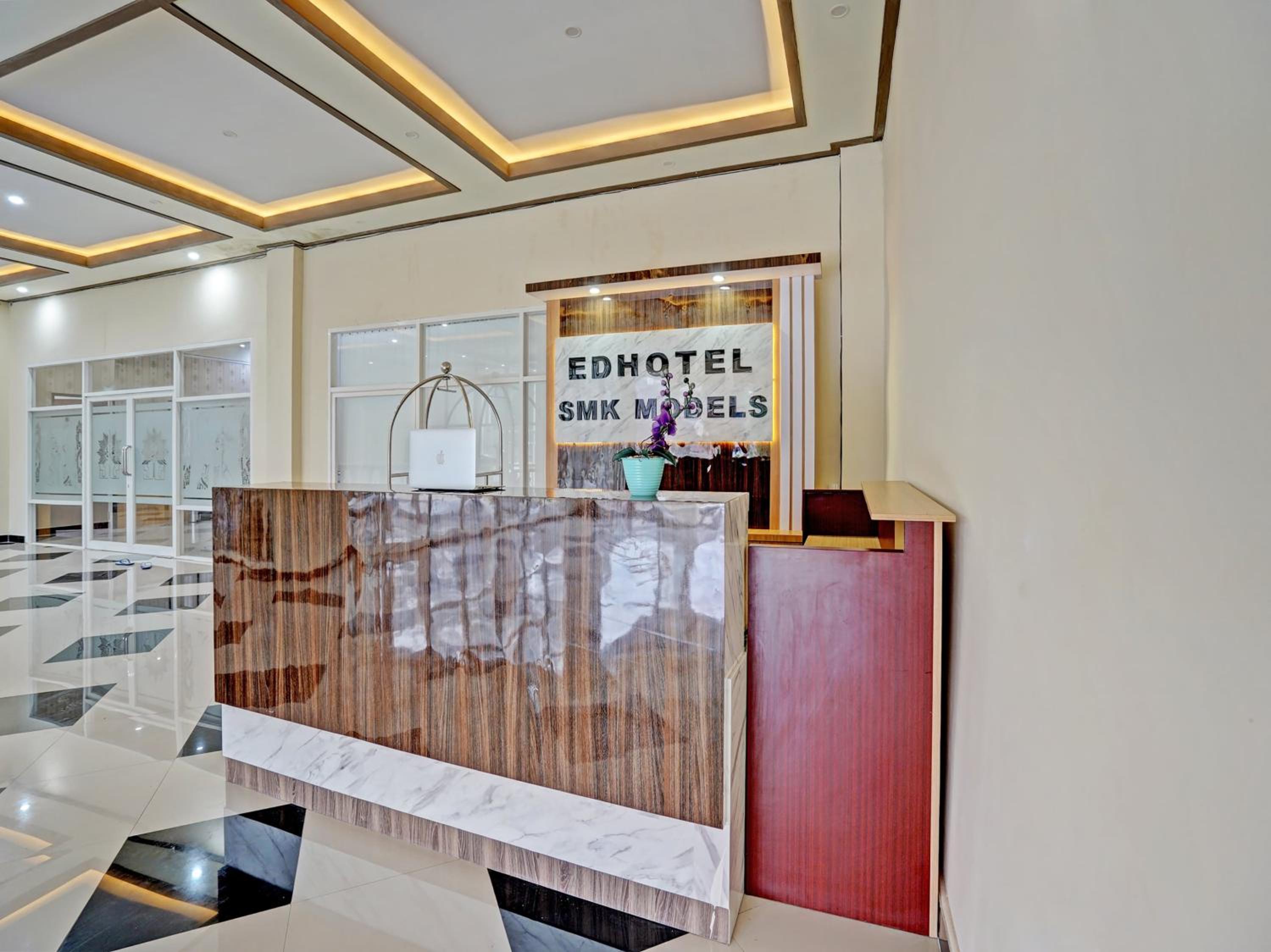 OYO 91997 Edhotel Smk Models Syariah view 5