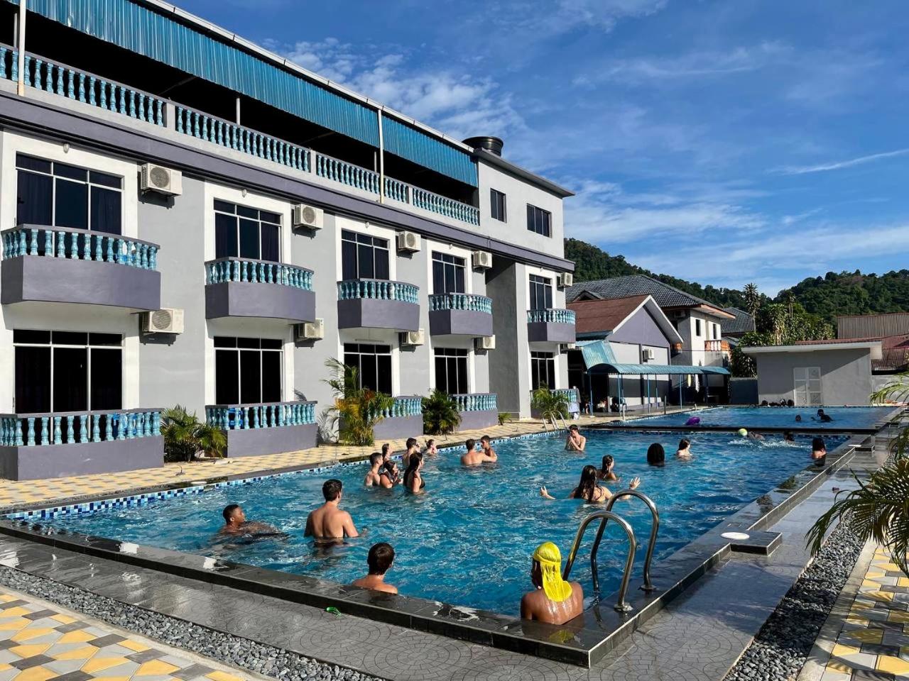 SURIA BEACH RESORT Pangkor