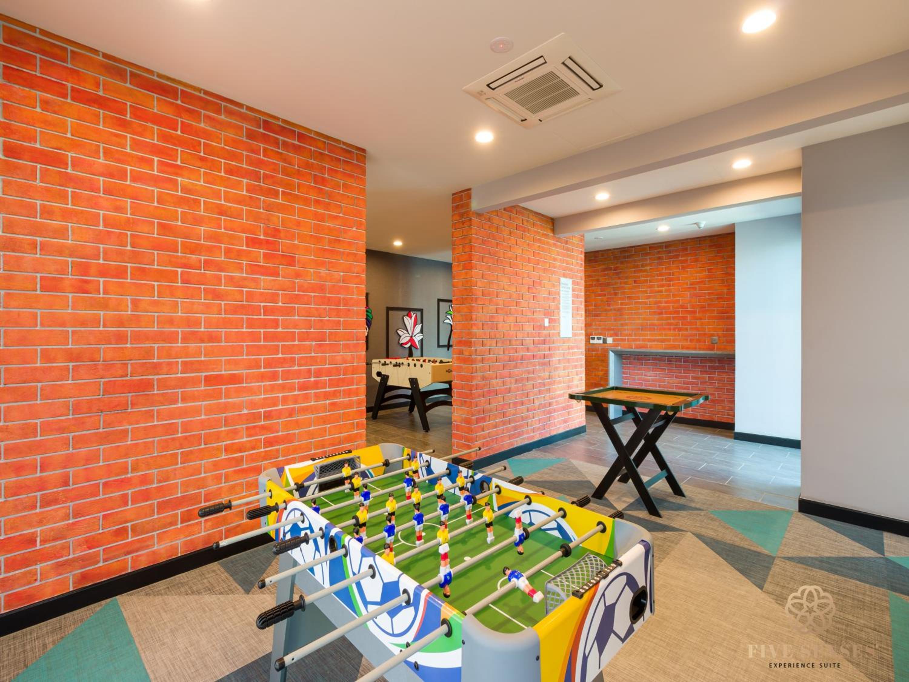 Datum Jelatek Sky Residence KLCC, Five Senses