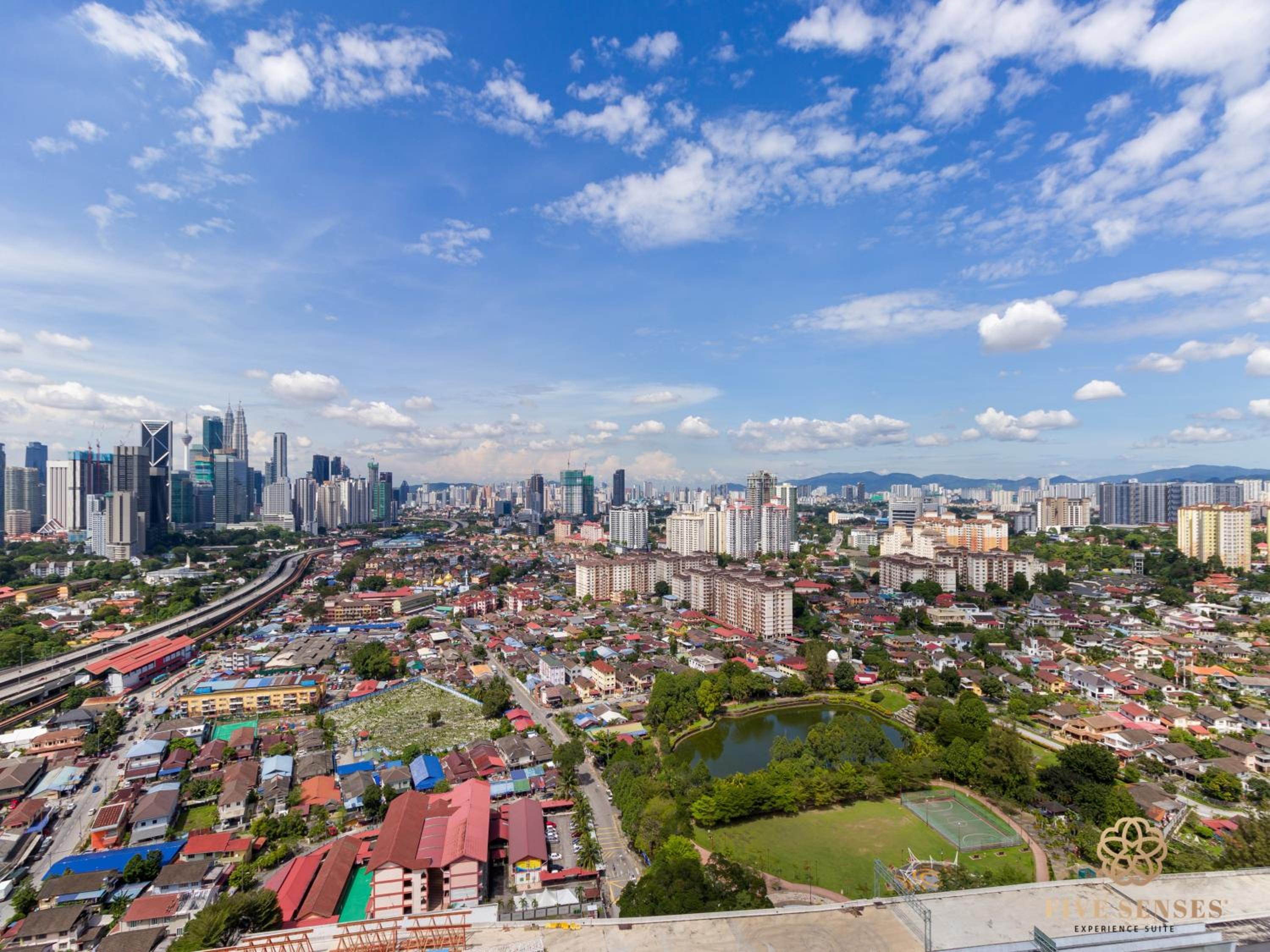 Datum Jelatek Sky Residence KLCC, Five Senses
