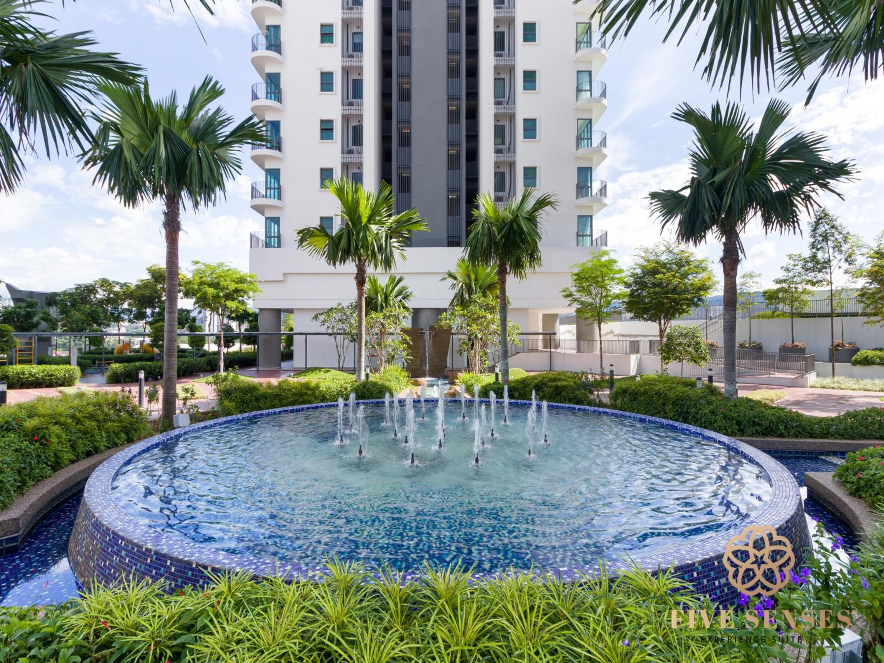 Datum Jelatek Sky Residence KLCC, Five Senses