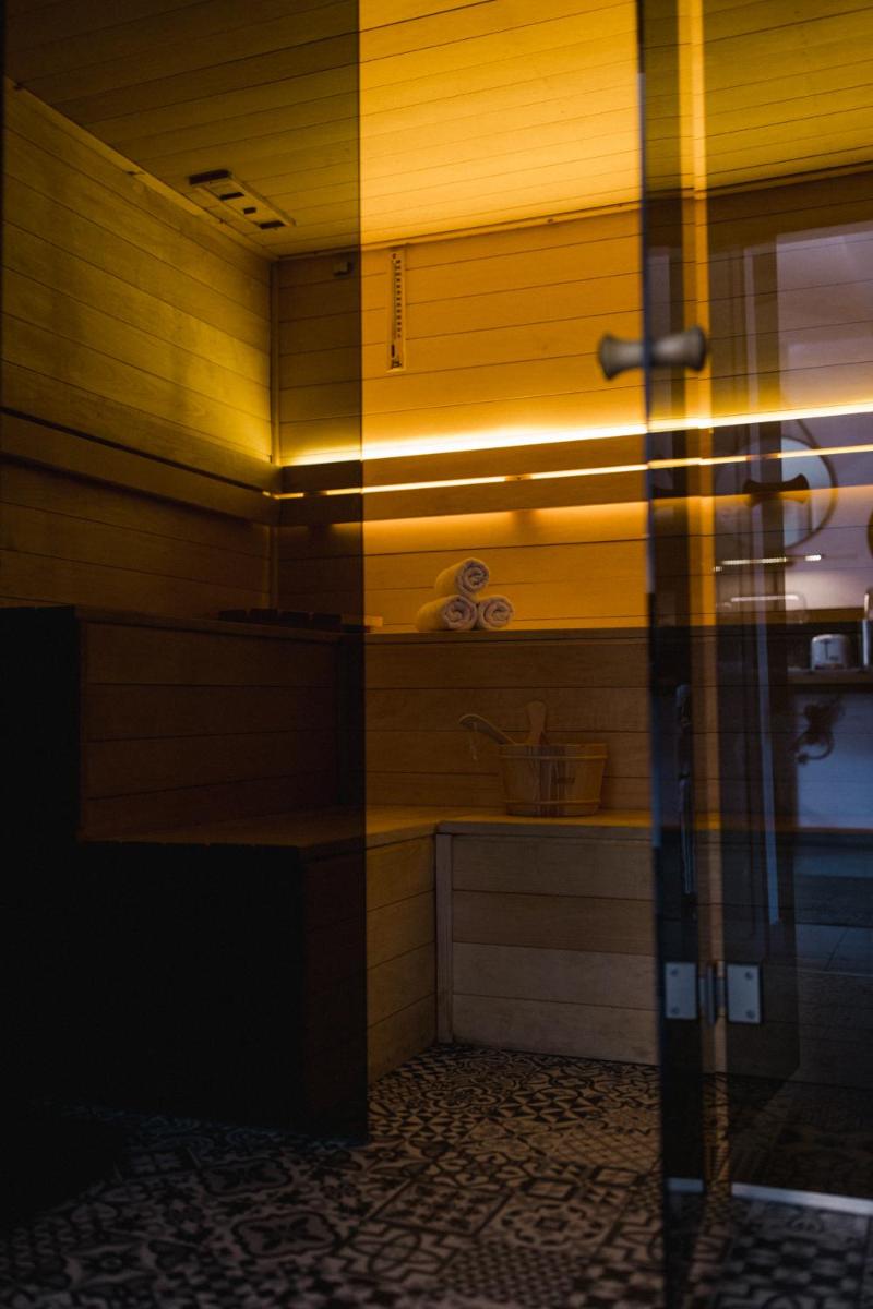 Jacuzzi