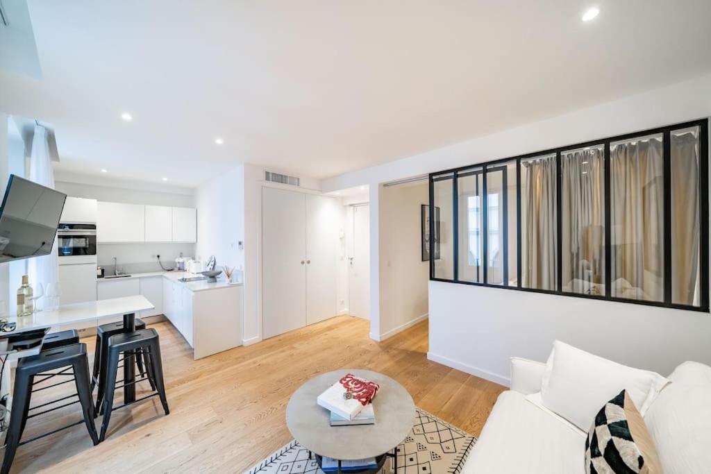 Luxury Apartment 100 m to Palais des Festivals photo 1