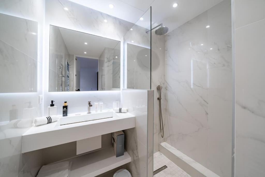 Luxury Apartment 100 m to Palais des Festivals photo 5