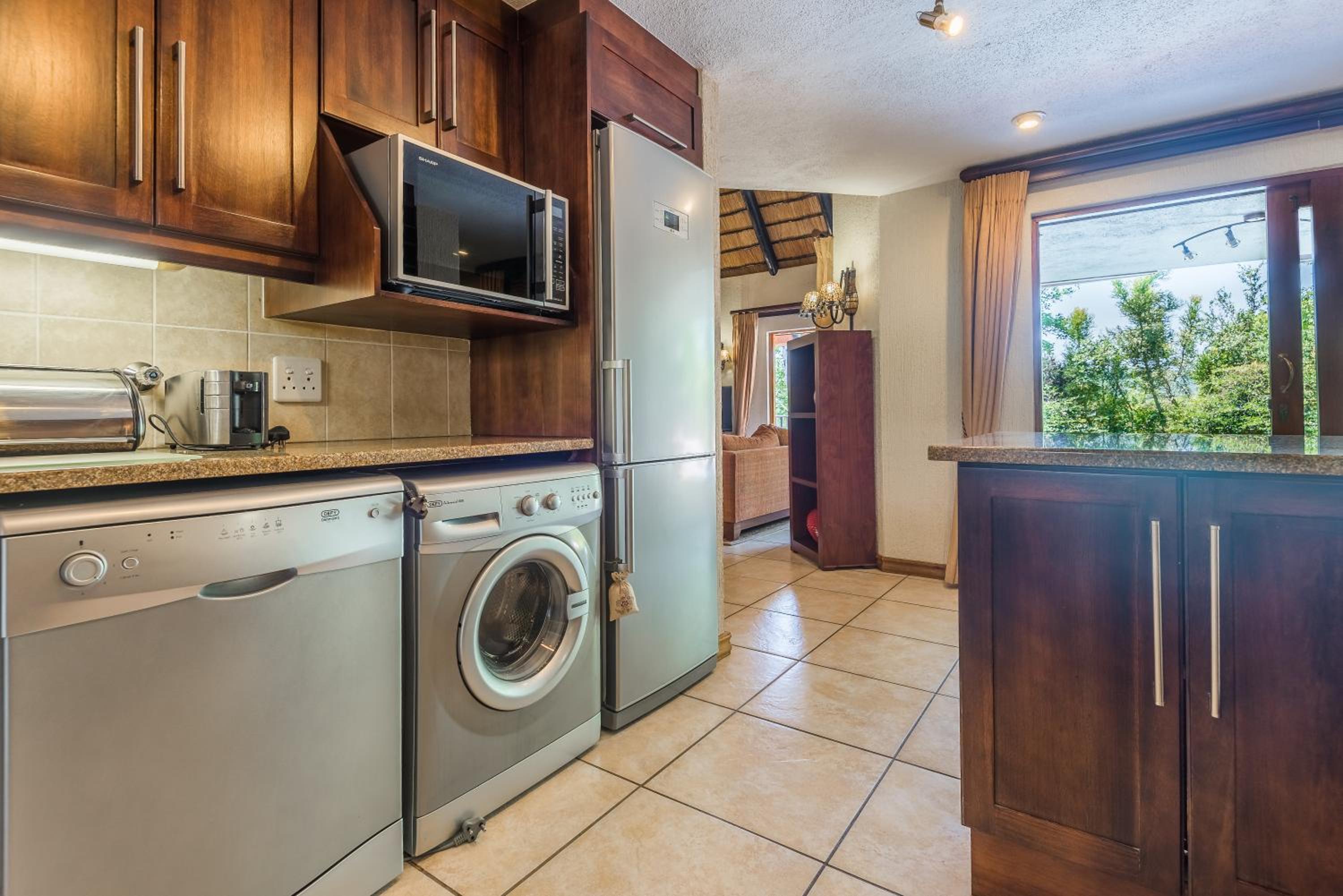 Hazyview Vacations - Kruger Park Lodge Unit No 521 with Private Pool - Property Image 38