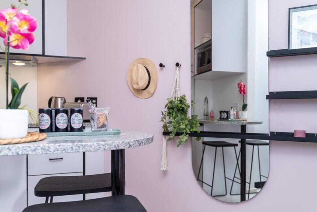 Sassy Studio in Trendy Sea Point