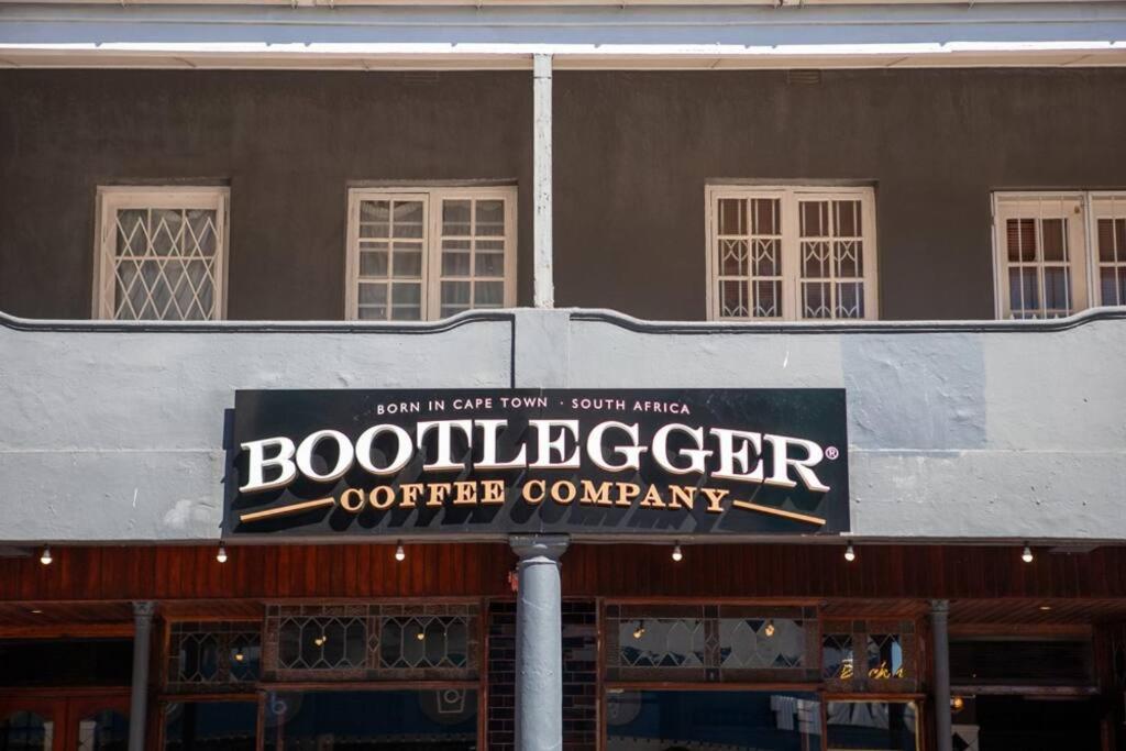 Sassy Studio in Trendy Sea Point