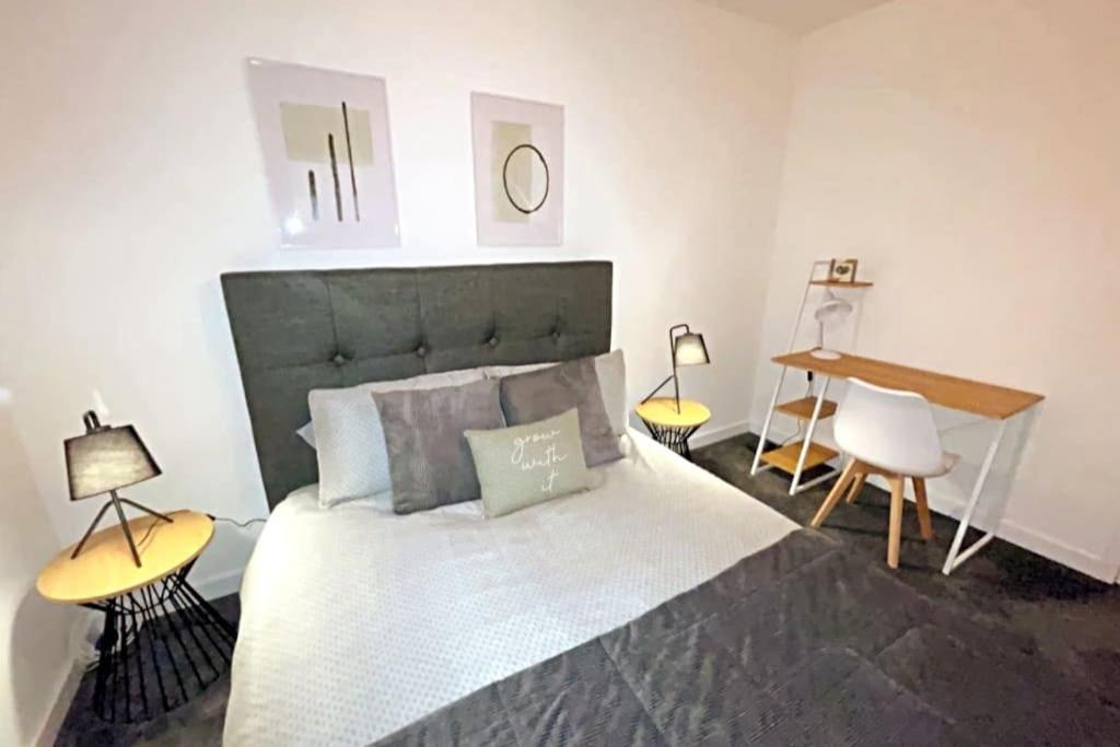 New boutique 3 bedroom apartment in Hamilton view 5