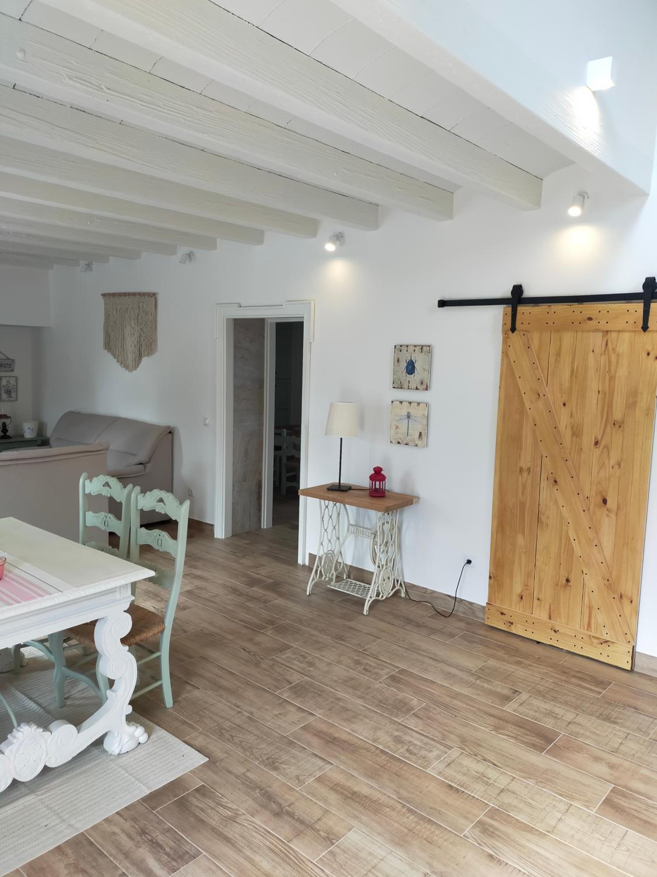 LA CASA DE LA HUERTA Stylish family cottage in Malaga countryside photo 2