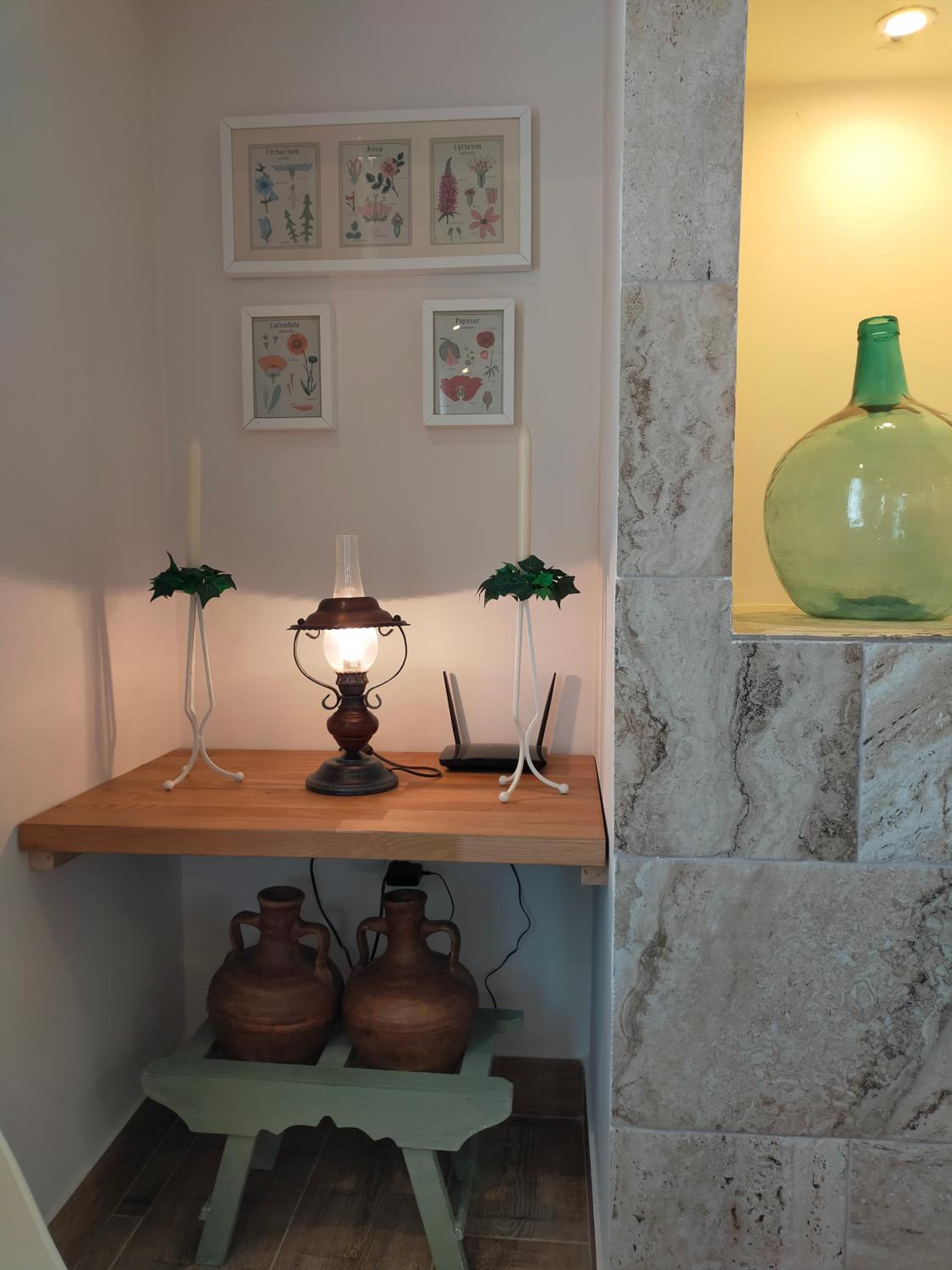 LA CASA DE LA HUERTA Stylish family cottage in Malaga countryside