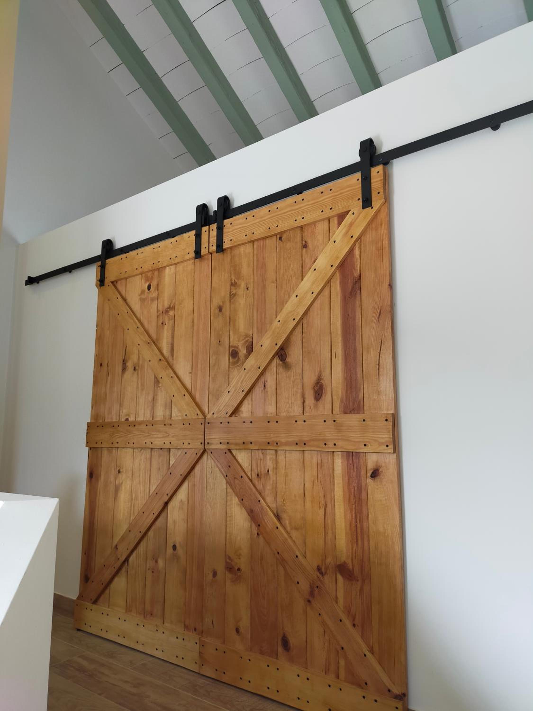 LA CASA DE LA HUERTA Stylish family cottage in Malaga countryside