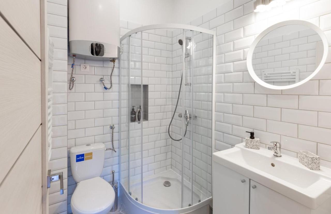 A27 BP Modern Boutique Apartments view 5