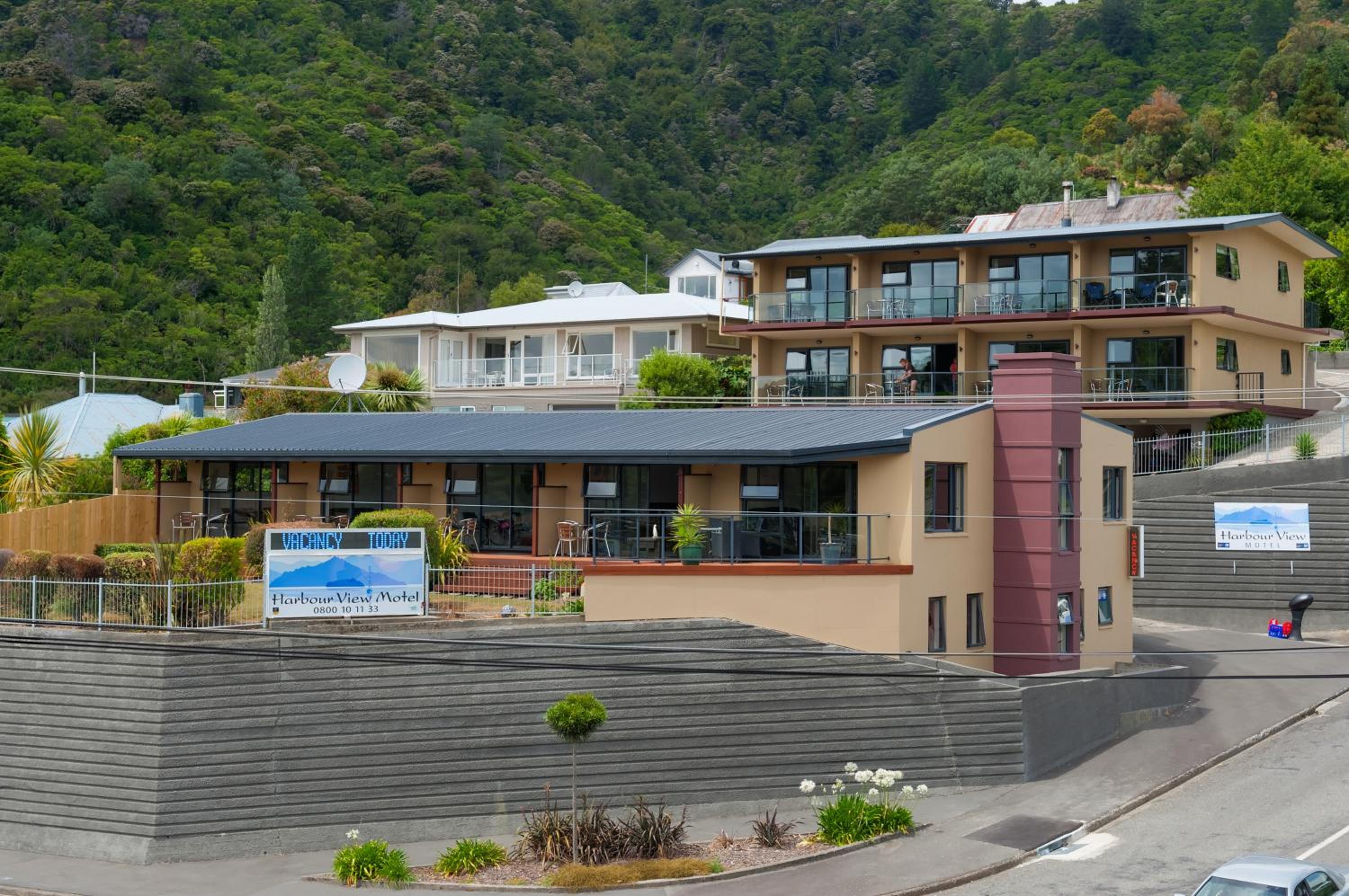 Harbour View Motel