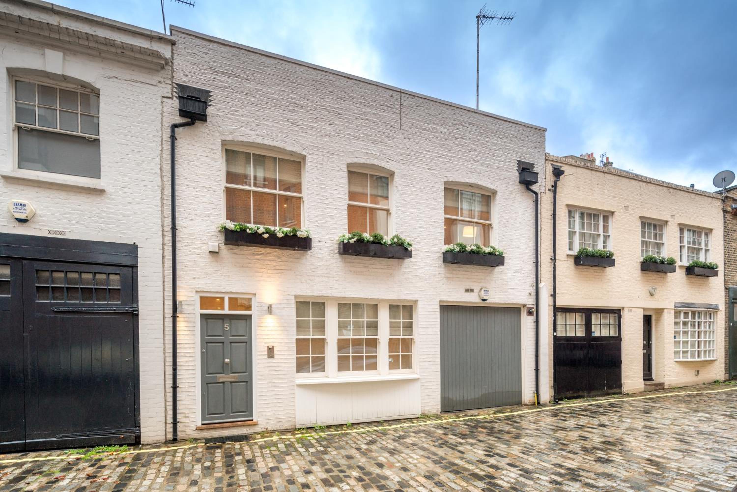 Stylish home close to Regents Park