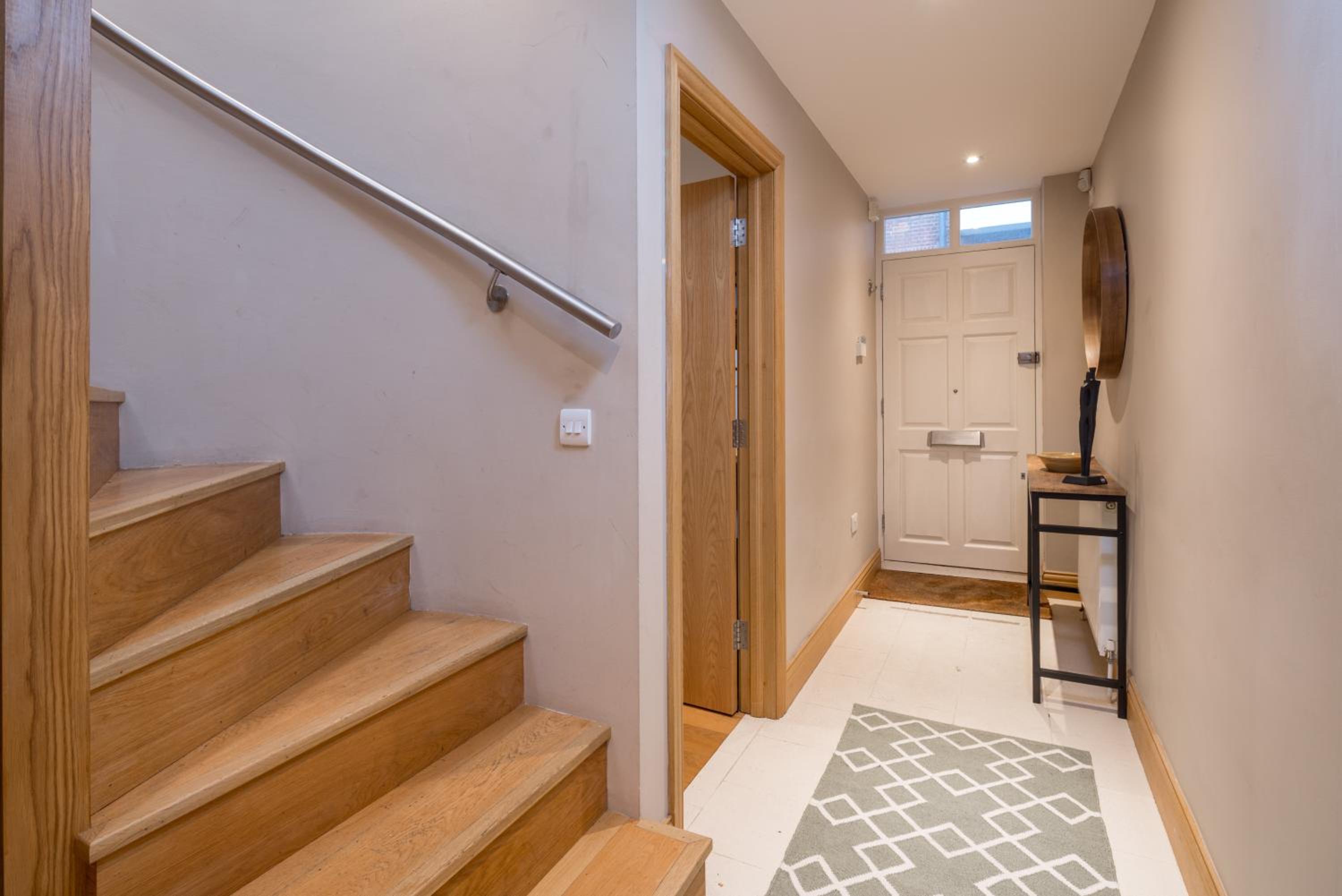 Stylish home close to Regents Park