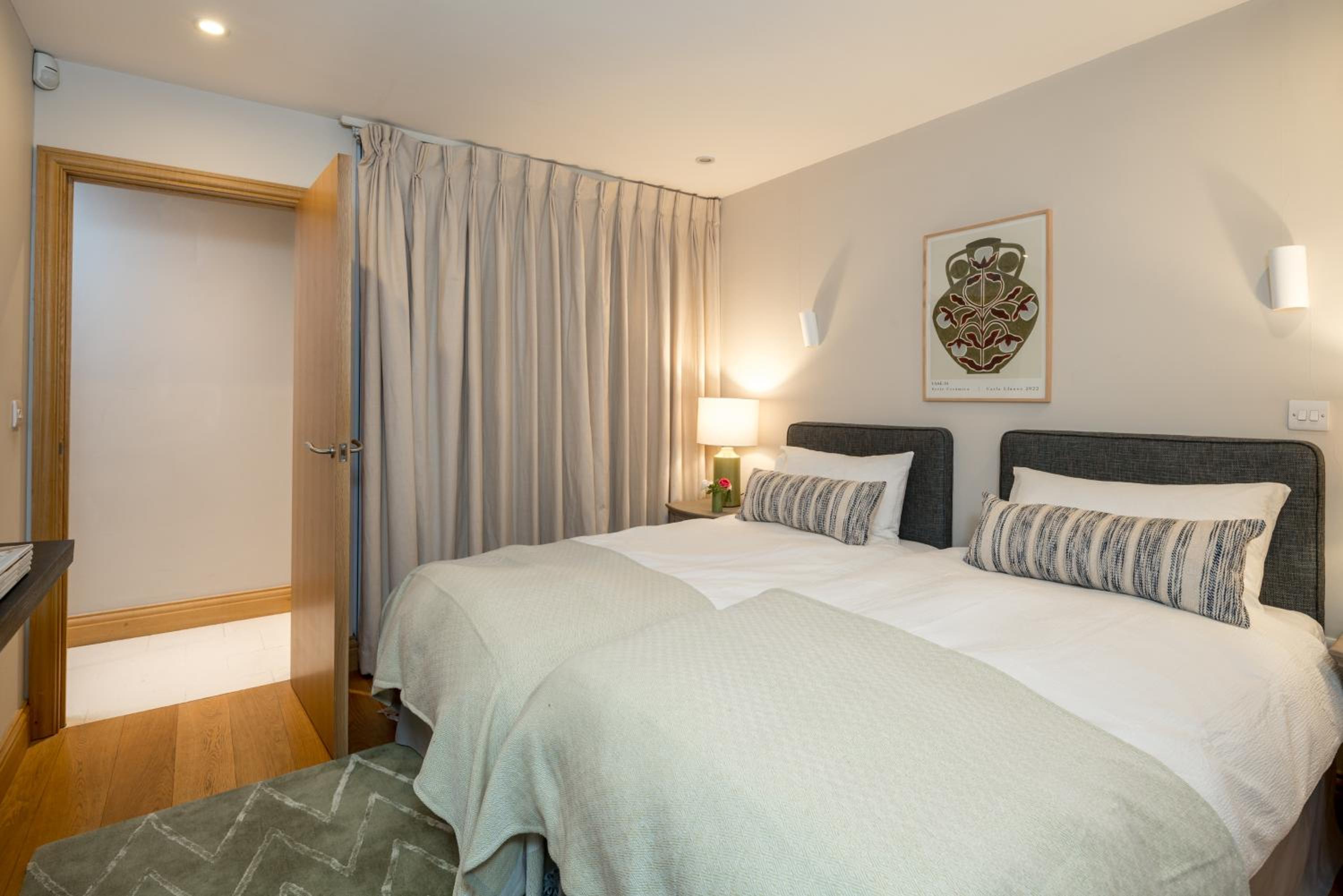 Stylish home close to Regents Park