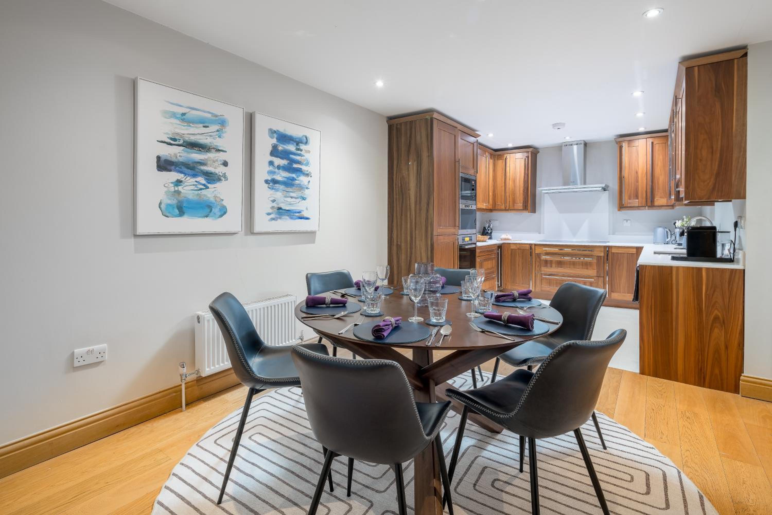 Stylish home close to Regents Park