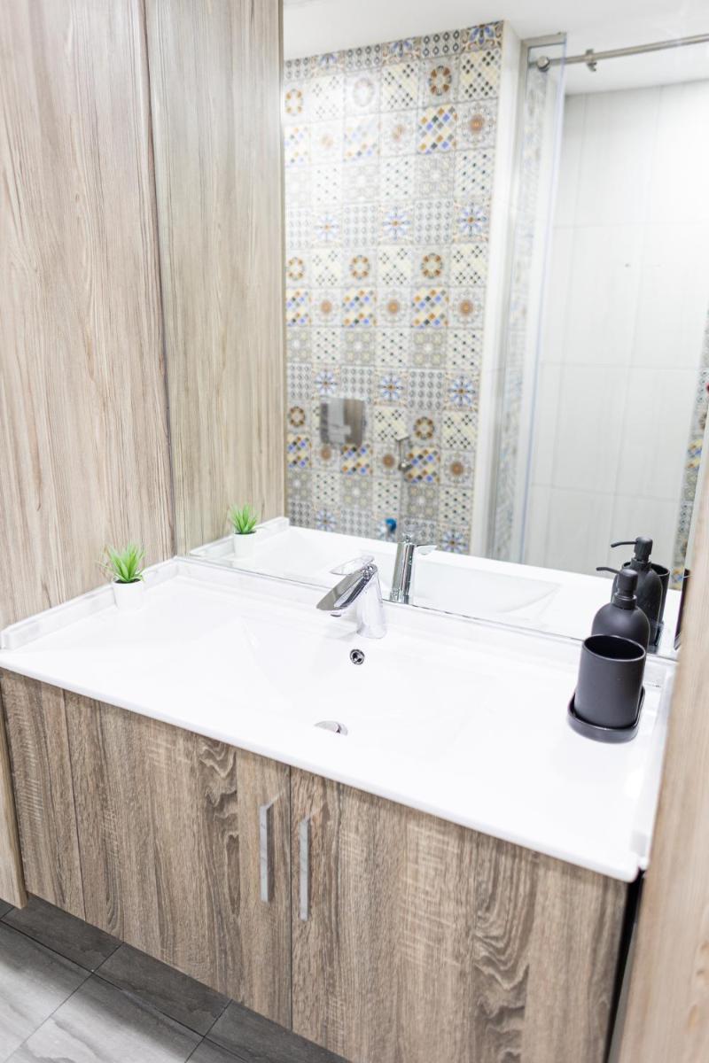 HAPPY SEASON - JBR apartments, Beach Front, Top furnished