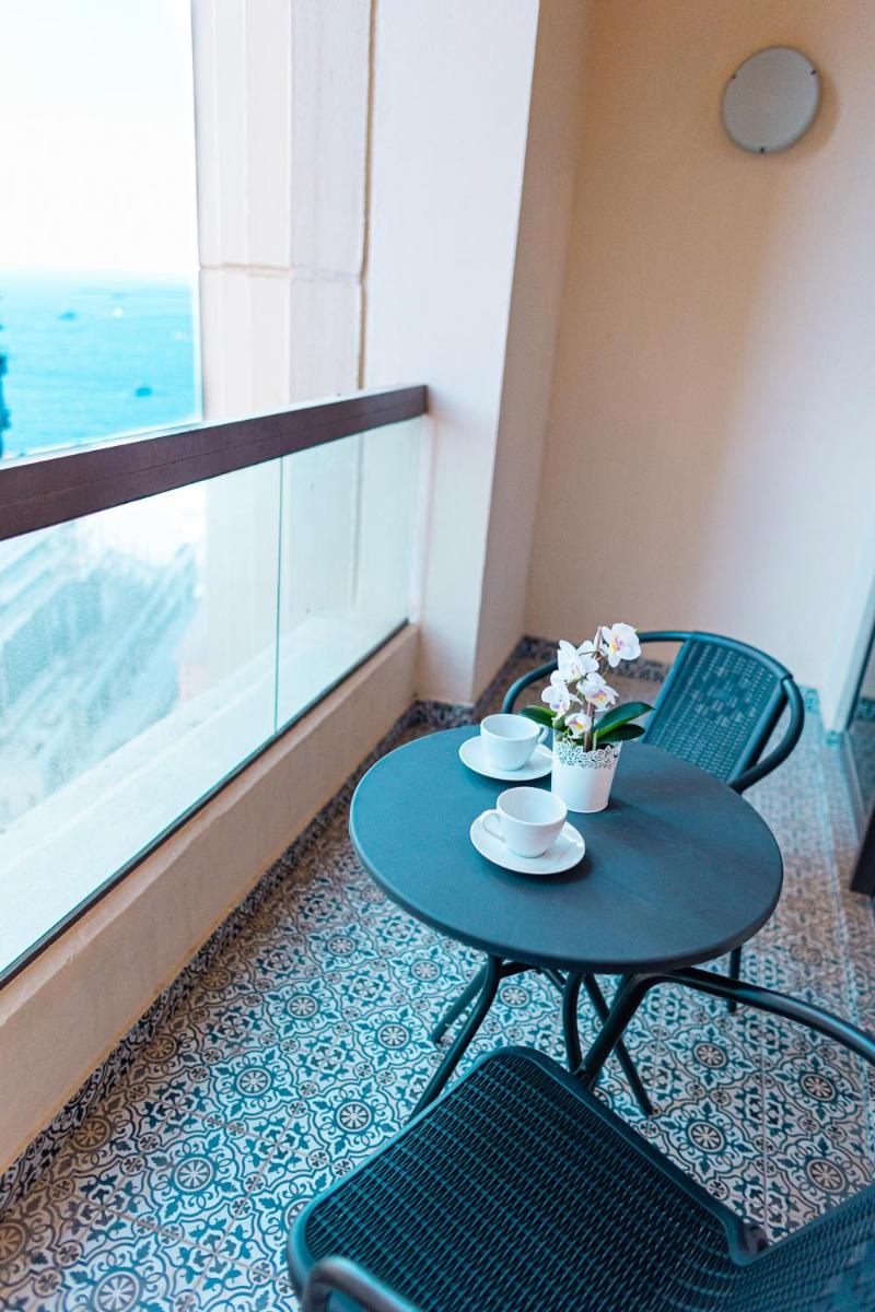 HAPPY SEASON - JBR apartments, Beach Front, Top furnished