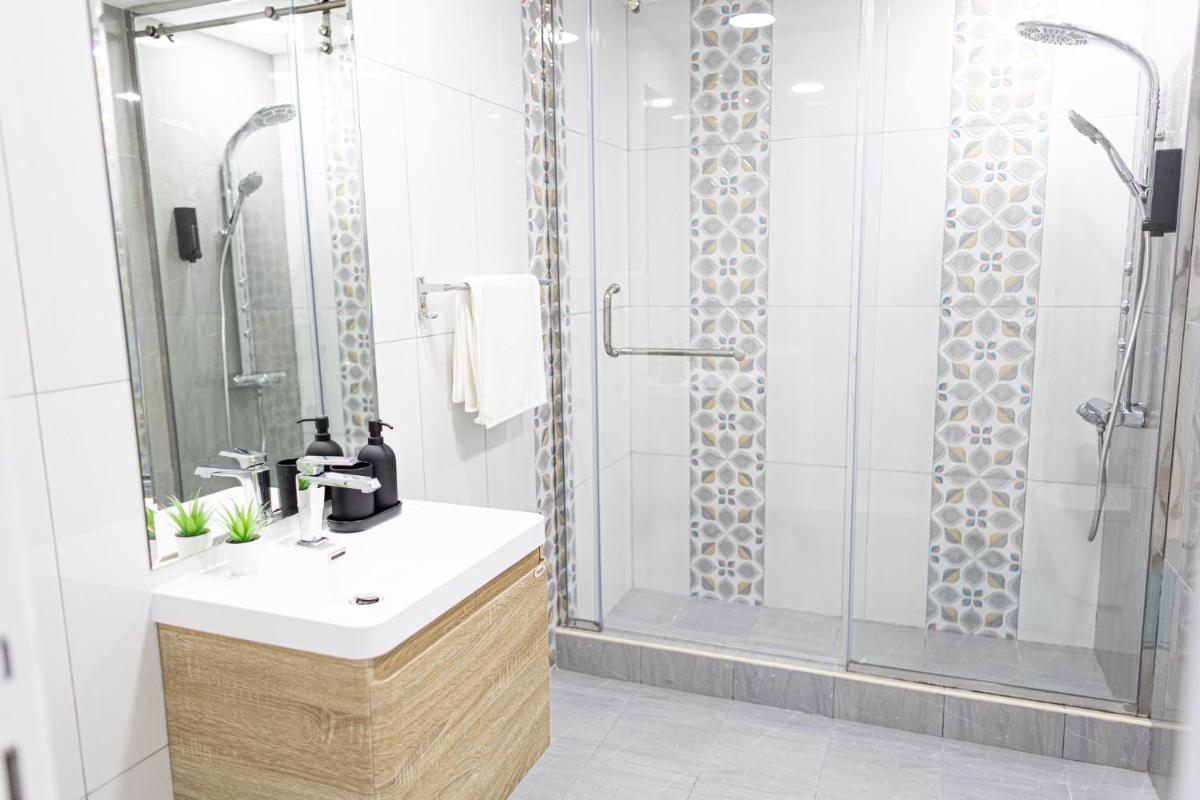 HAPPY SEASON - JBR apartments, Beach Front, Top furnished
