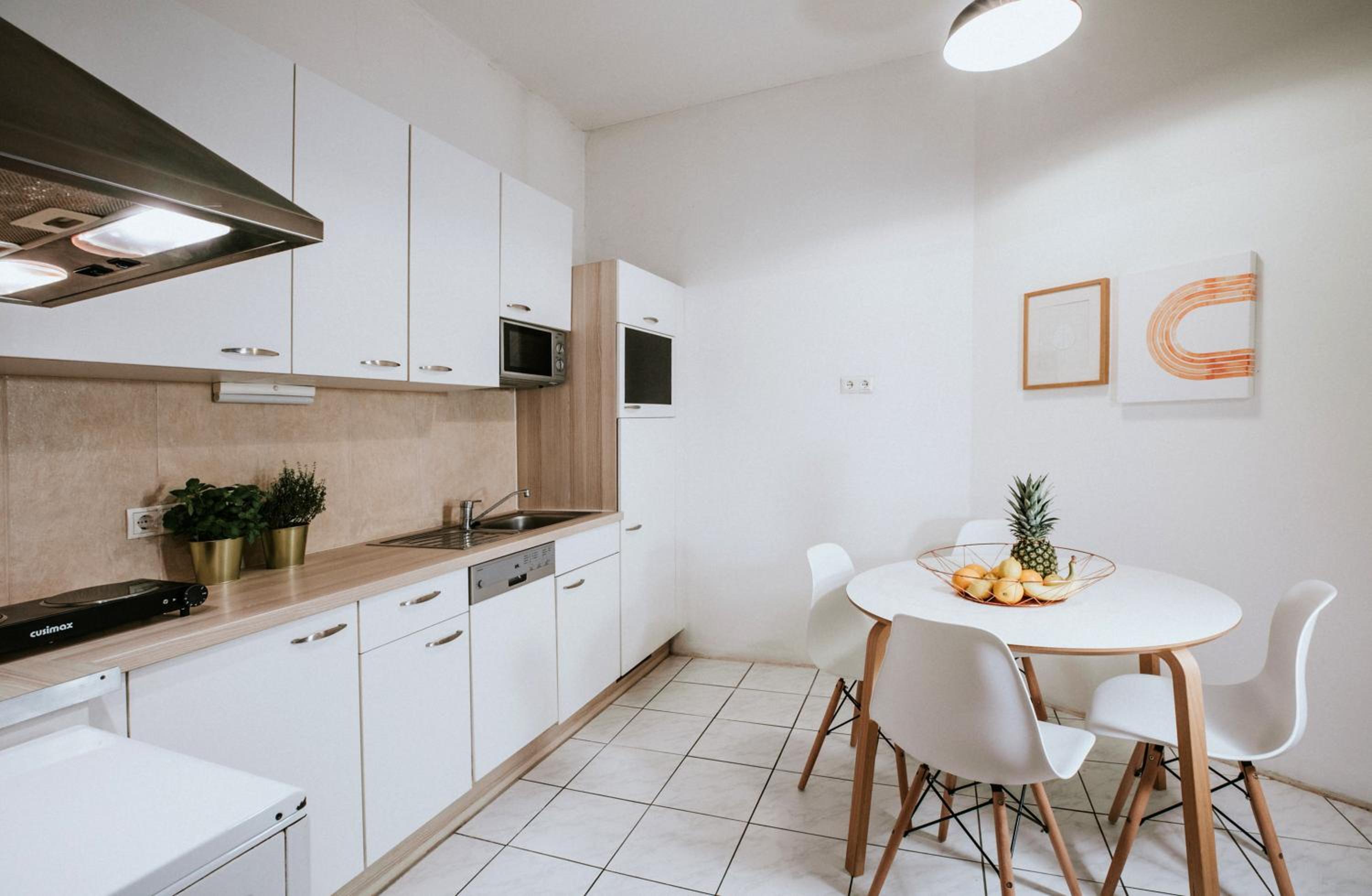 Cozy City Apartment