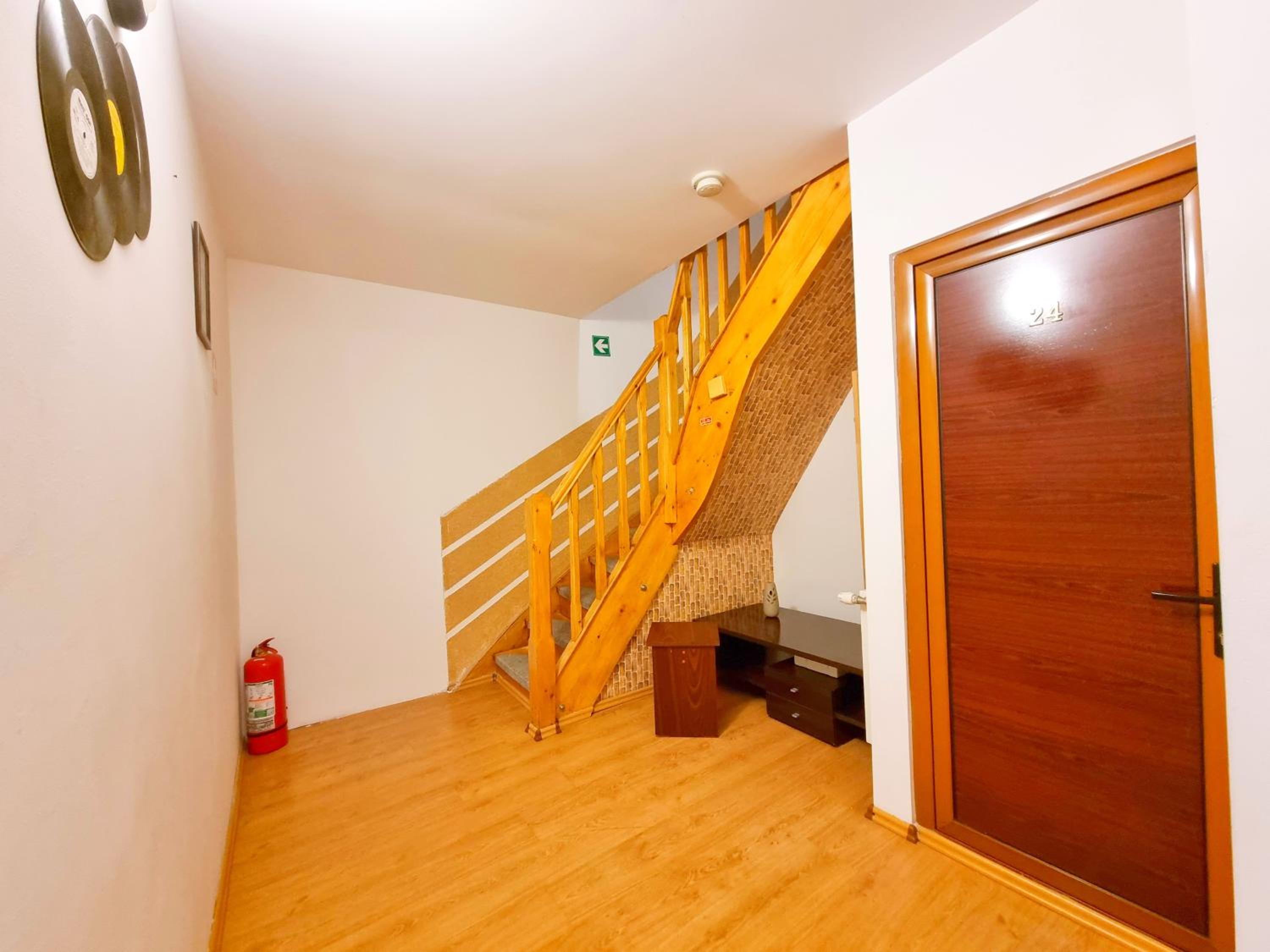 Casa cu Brazi