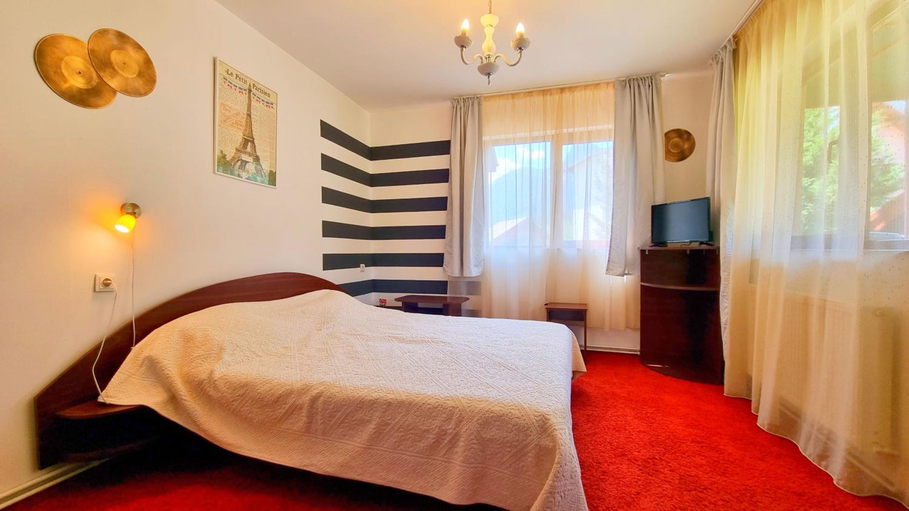 Casa cu Brazi