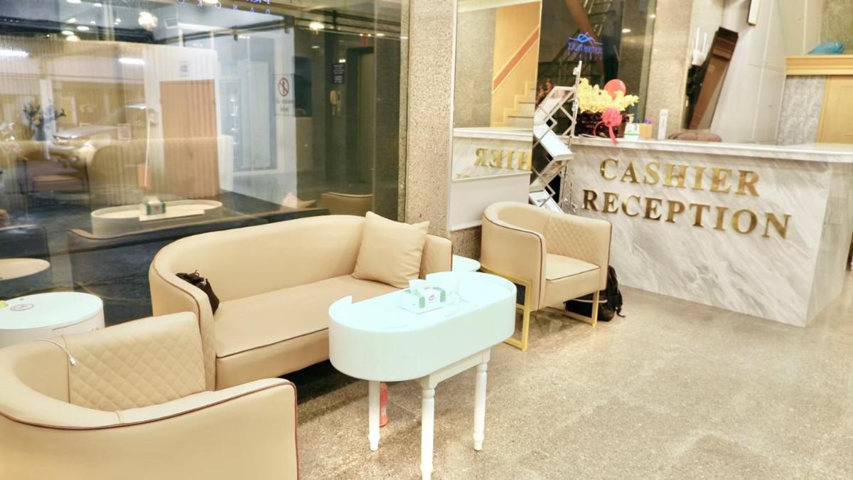 hotel reception