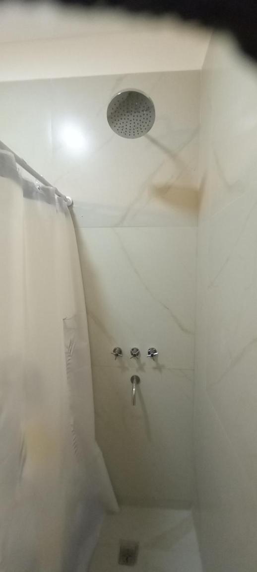 Colon Suites 1. Duplex a 18 minutos aeropuerto Ezeiza