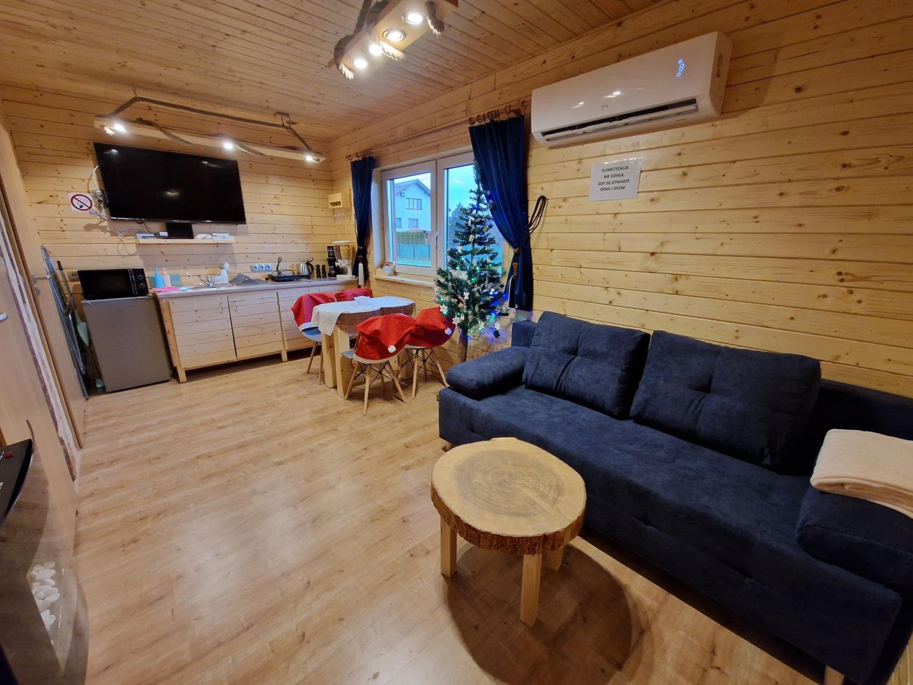 Apartament z Tężnią Solankową, Sauną, Kominkiem LED nad Jeziorem Żywieckim